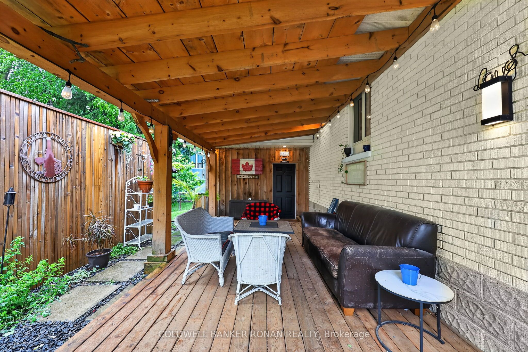 30 King Street N Property Photo 34