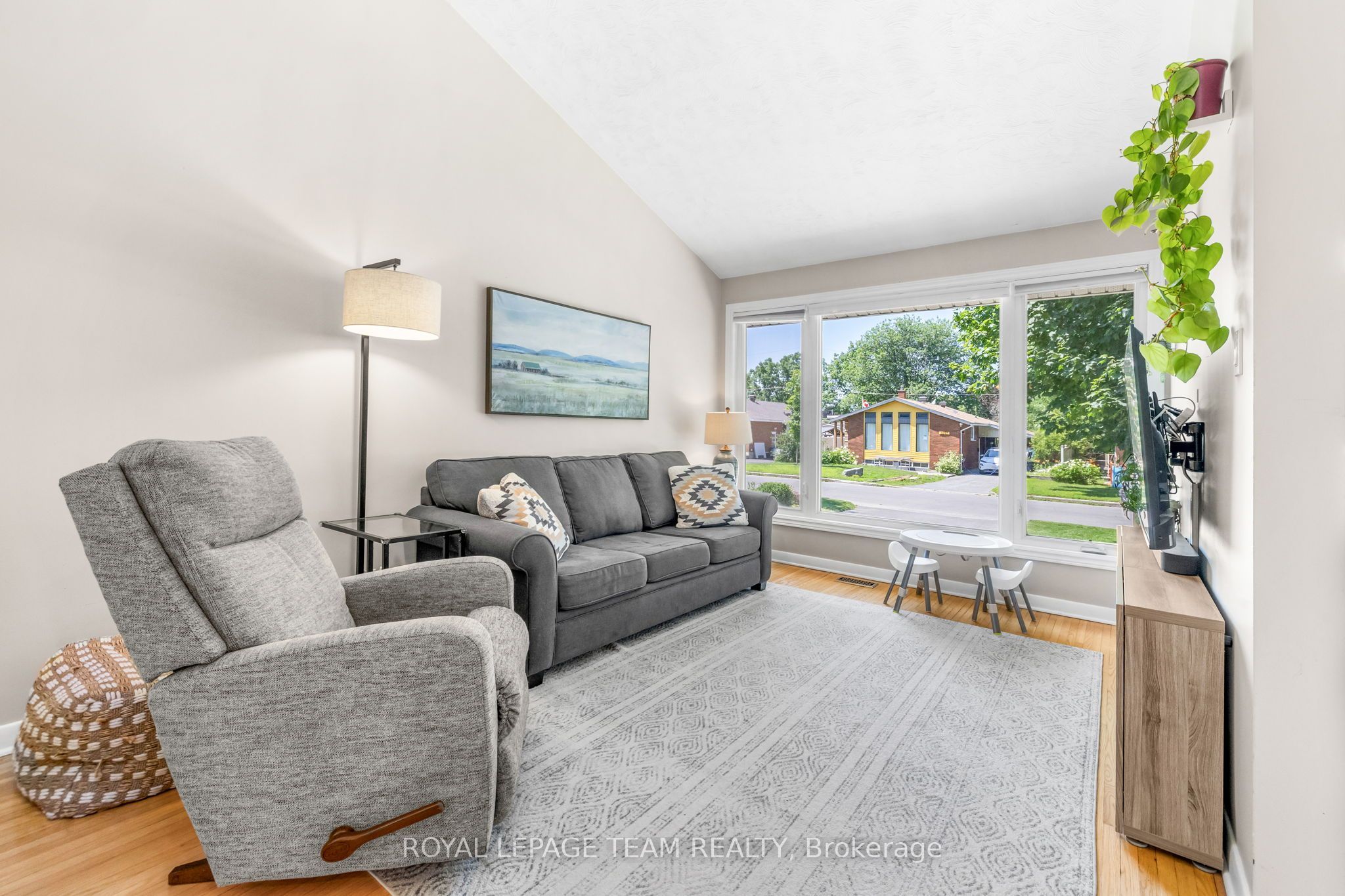 2296 Kay Street Property Photo 6