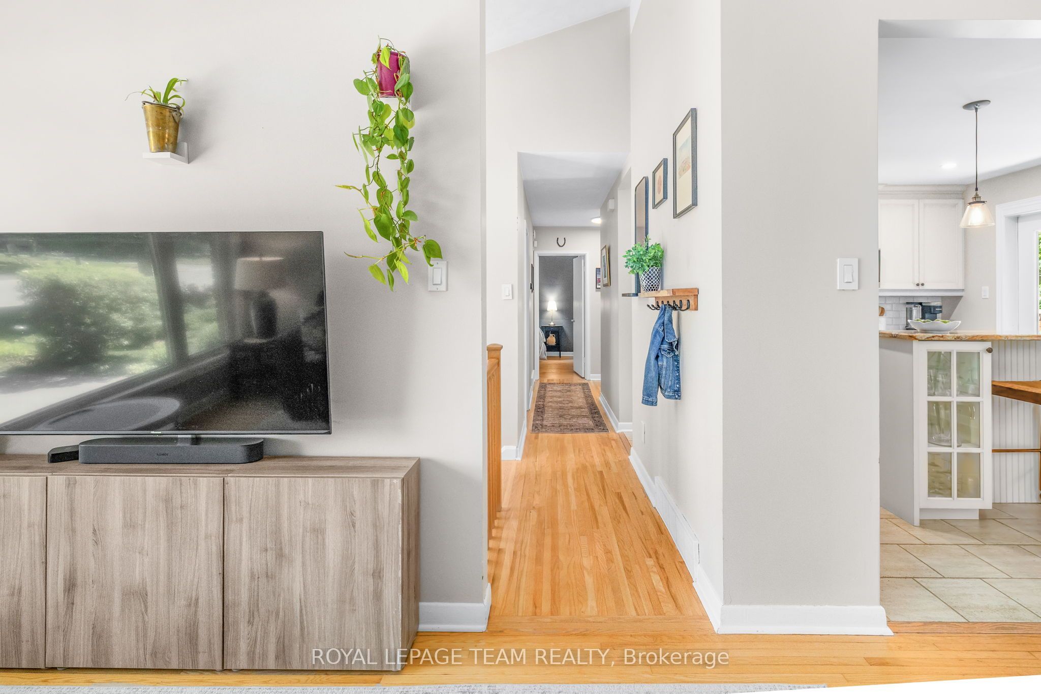 2296 Kay Street Property Photo 8