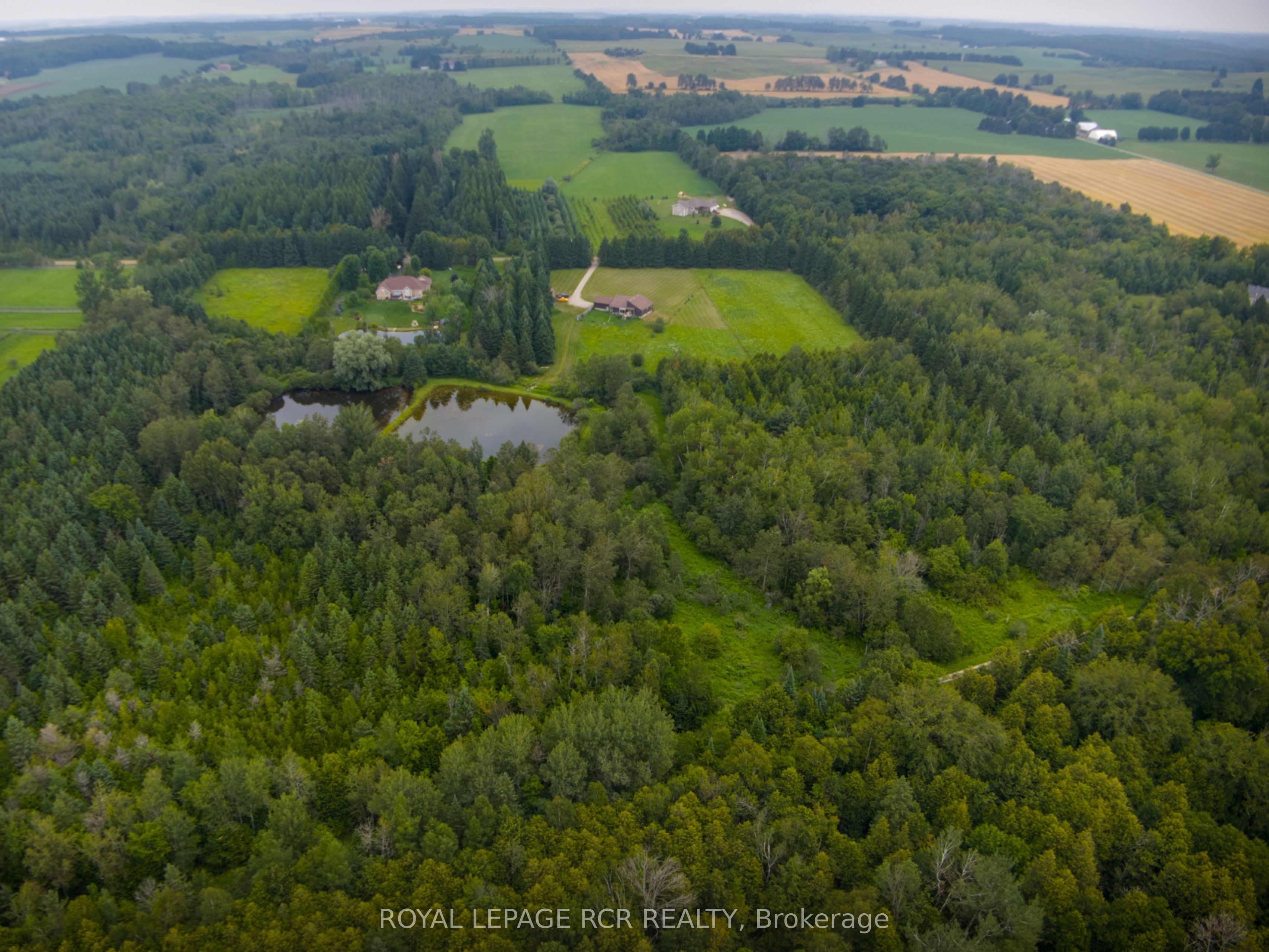 6066 4th Line Property Photo 3