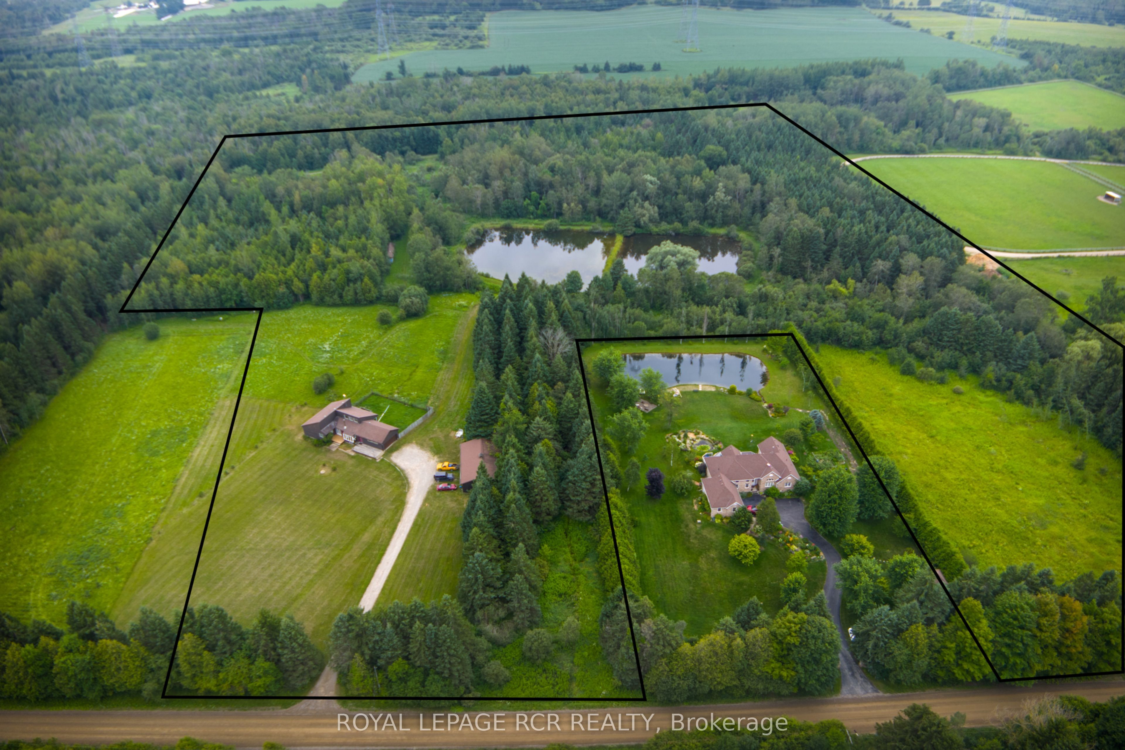 6066 4th Line Property Photo 4