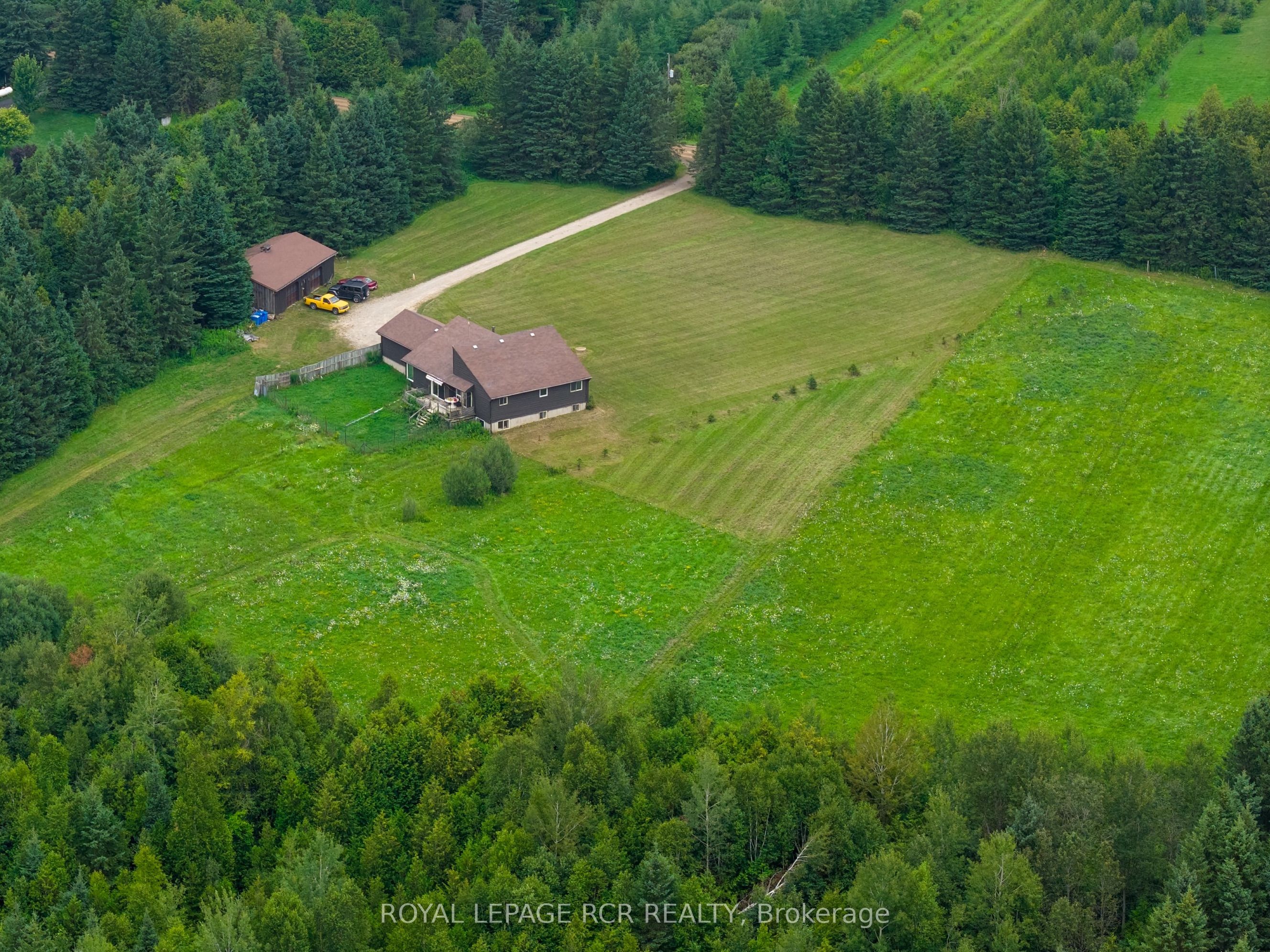 6066 4th Line Property Photo 9