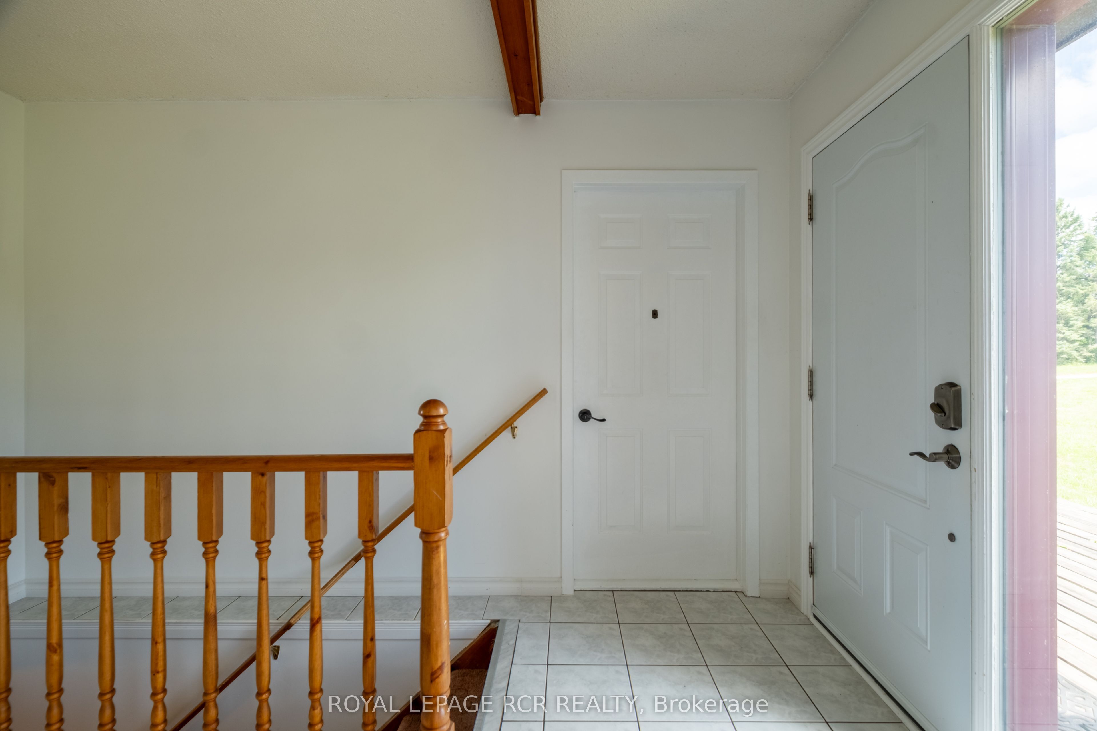 6066 4th Line Property Photo 17