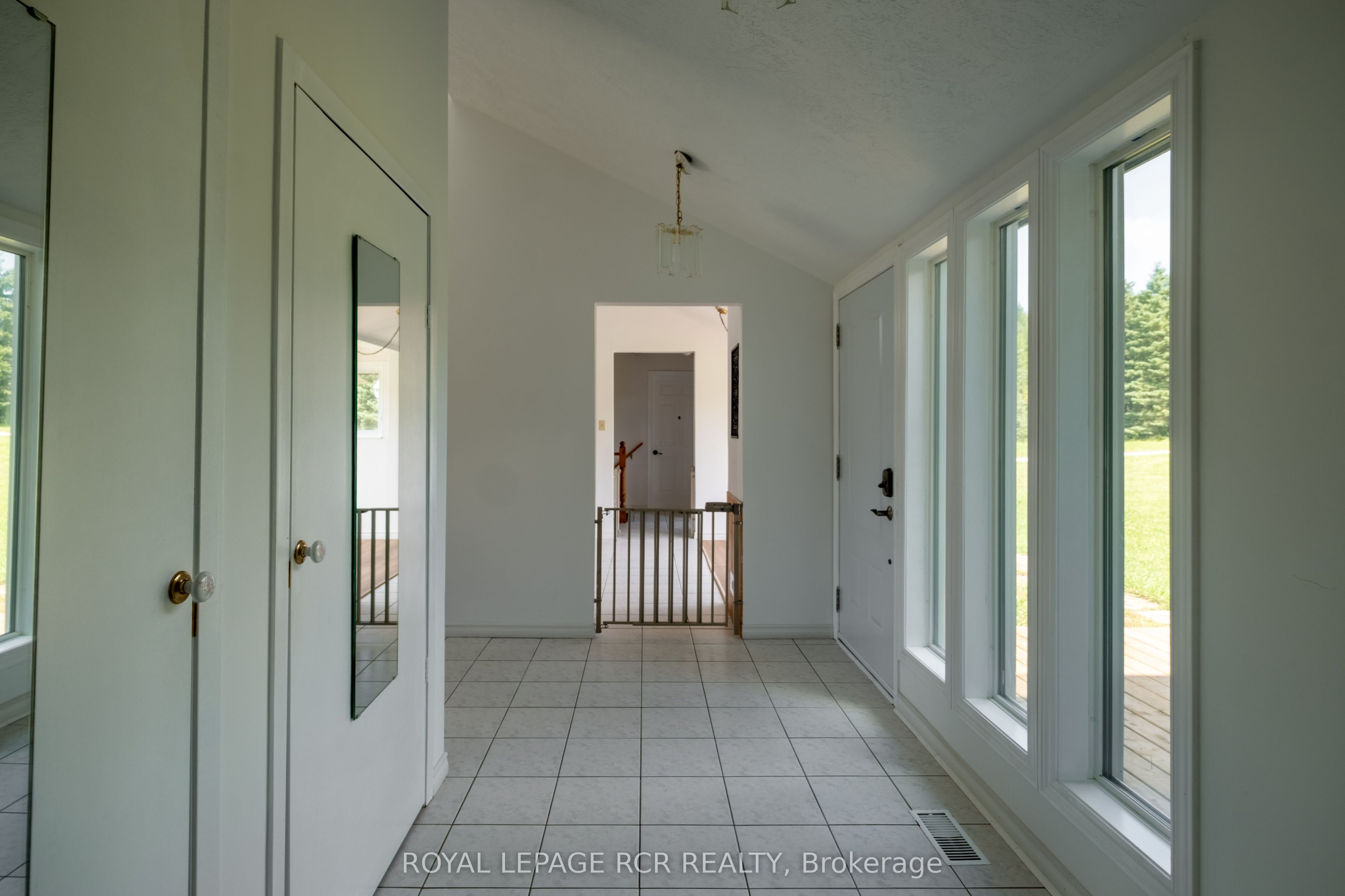 6066 4th Line Property Photo 22