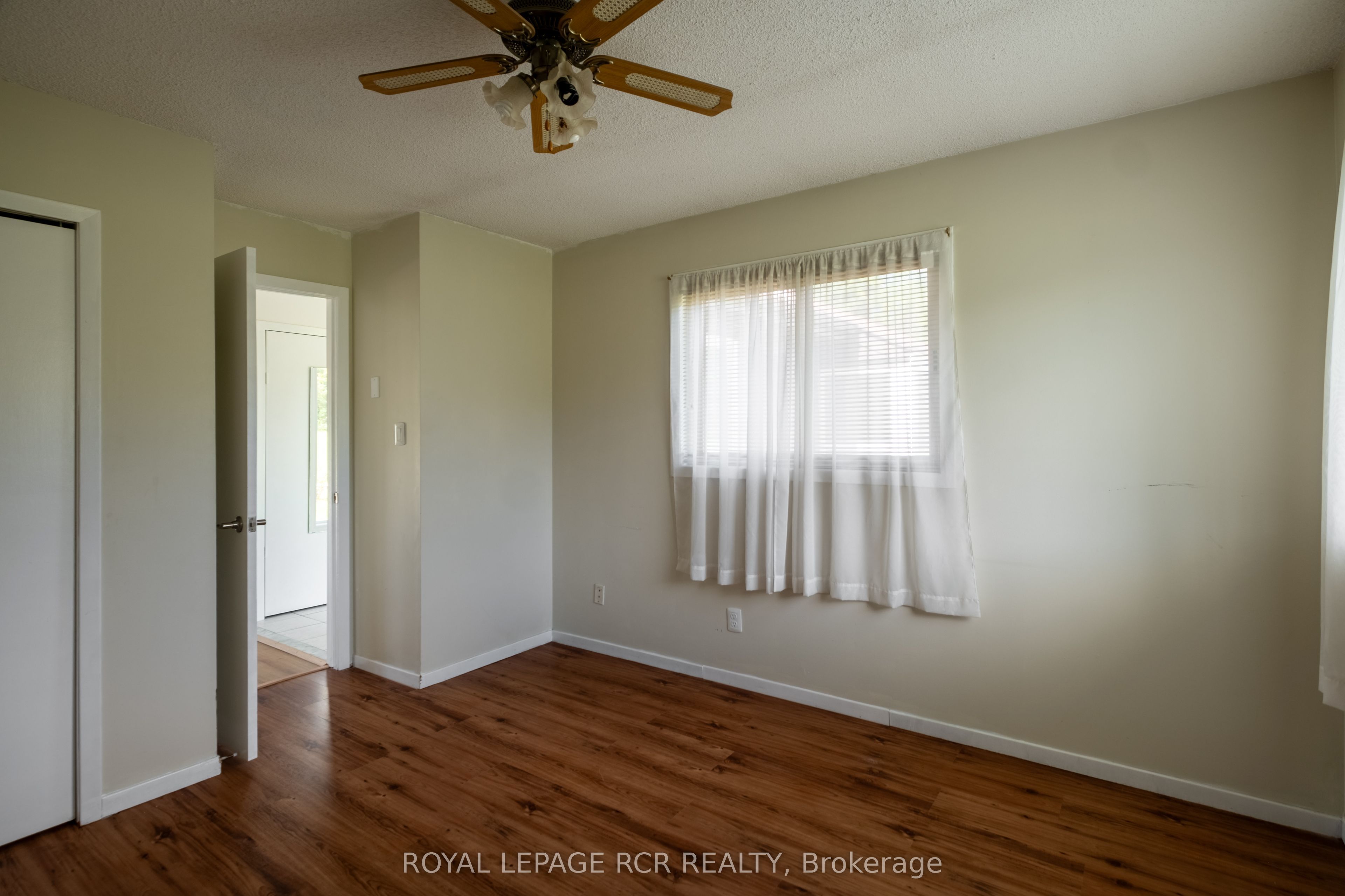 6066 4th Line Property Photo 25