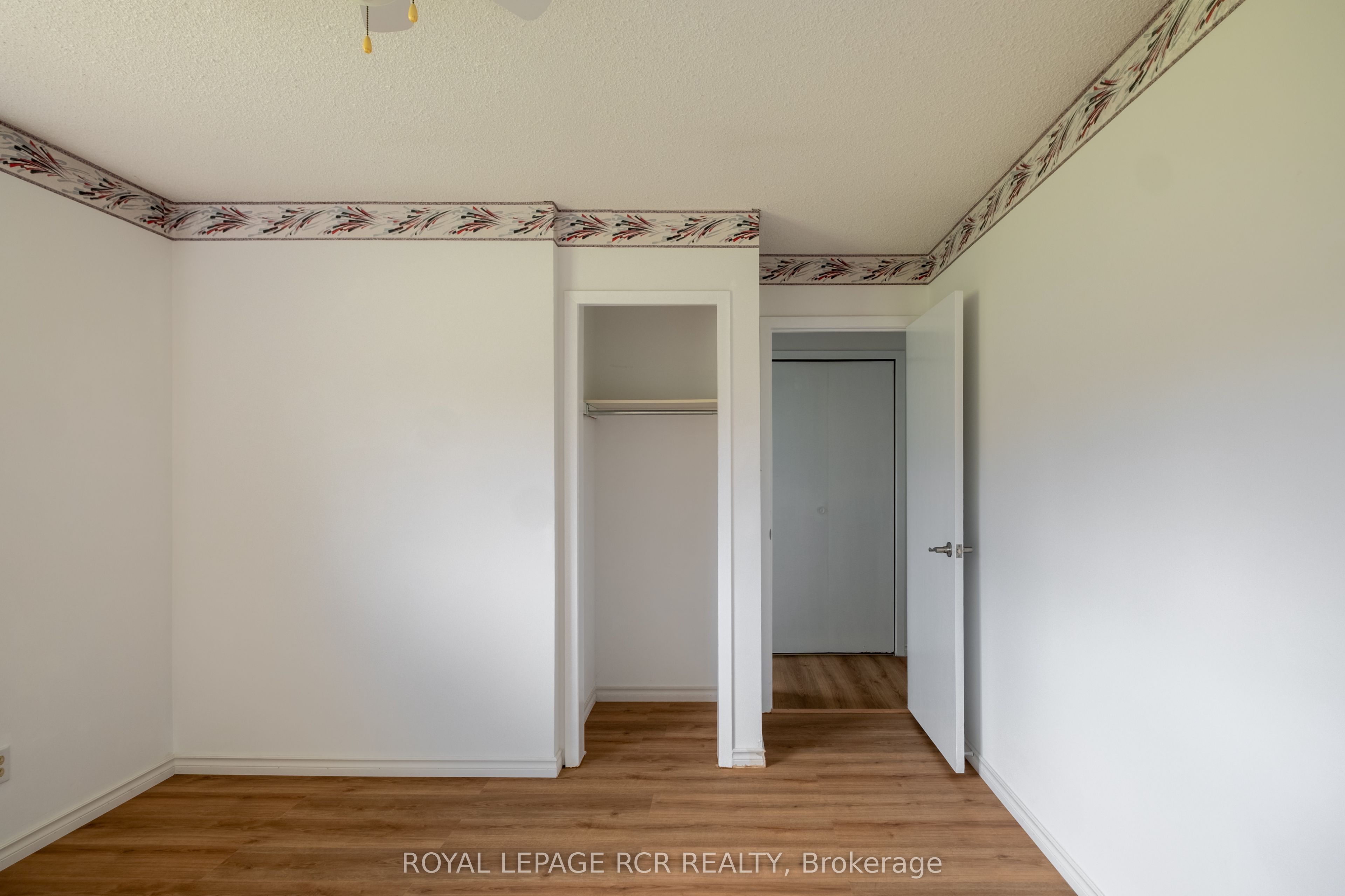 6066 4th Line Property Photo 27