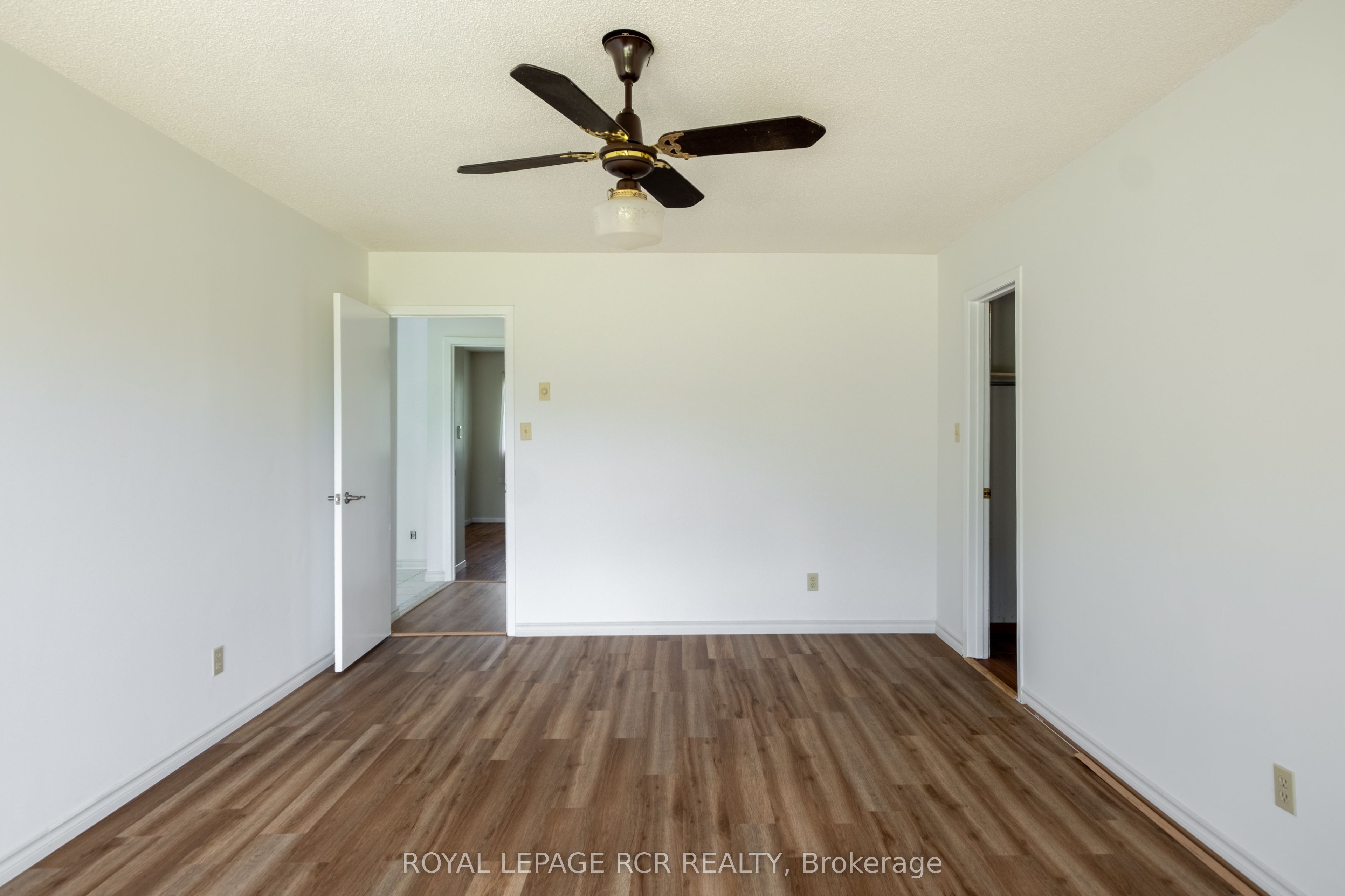 6066 4th Line Property Photo 31