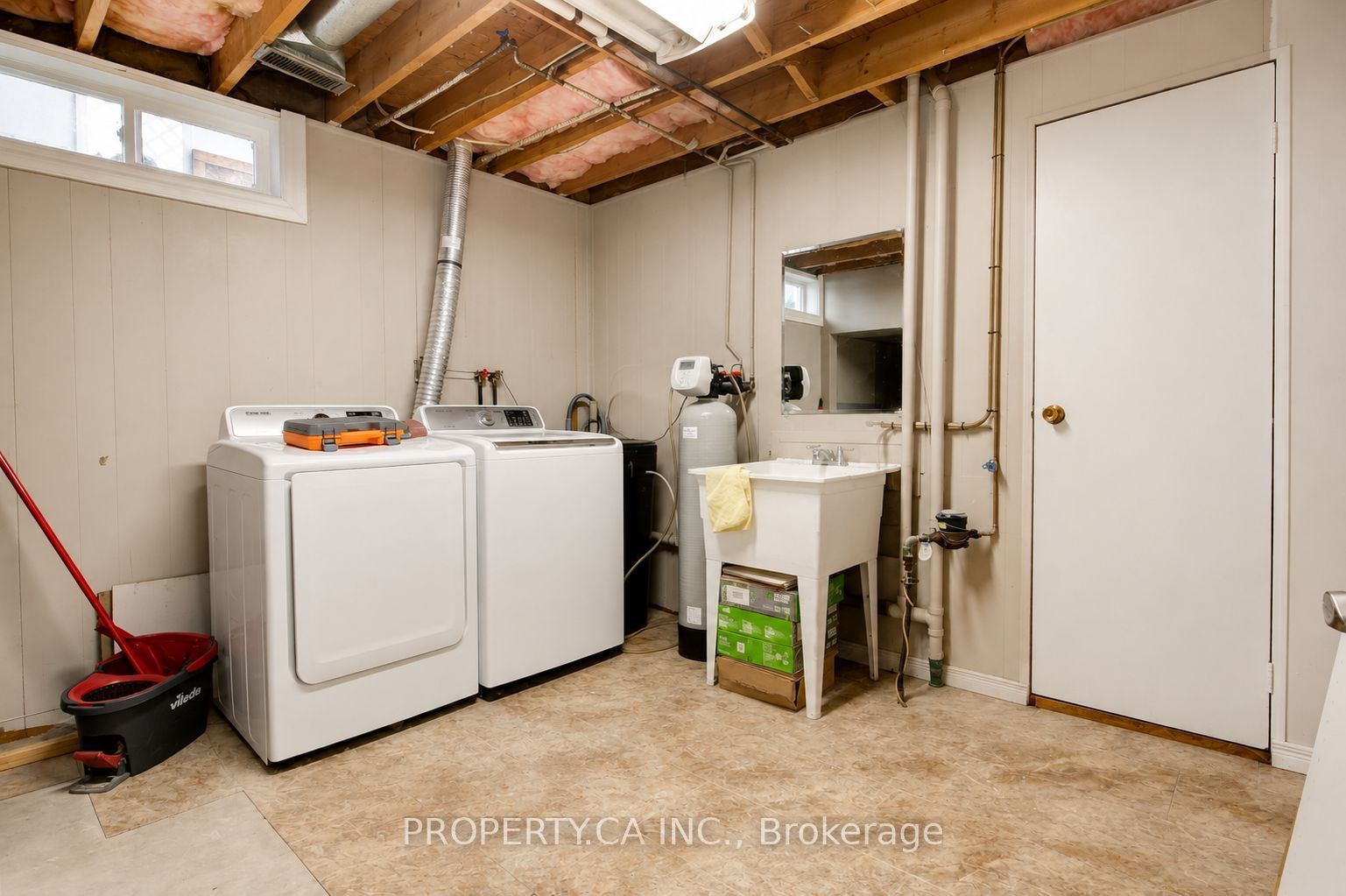 71 Highpark Avenue Lower Property Photo 10