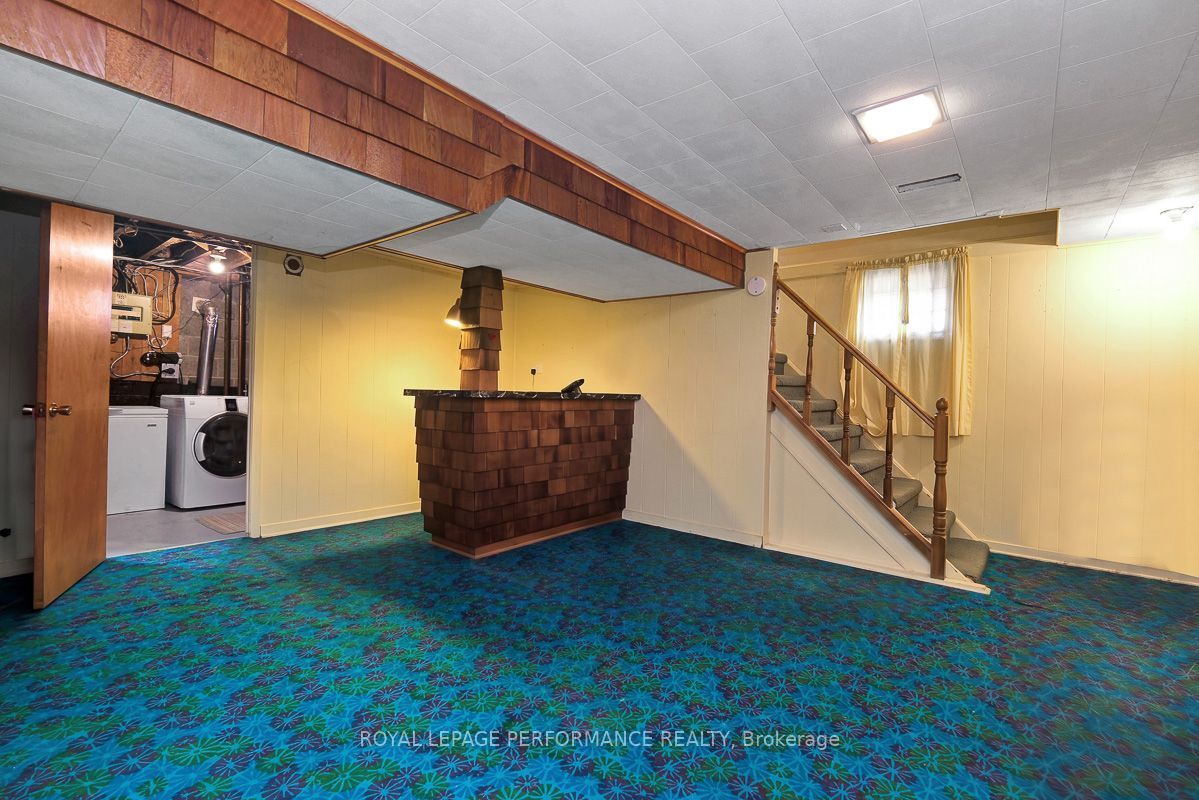 550 Wolffdale Crescent Property Photo 26