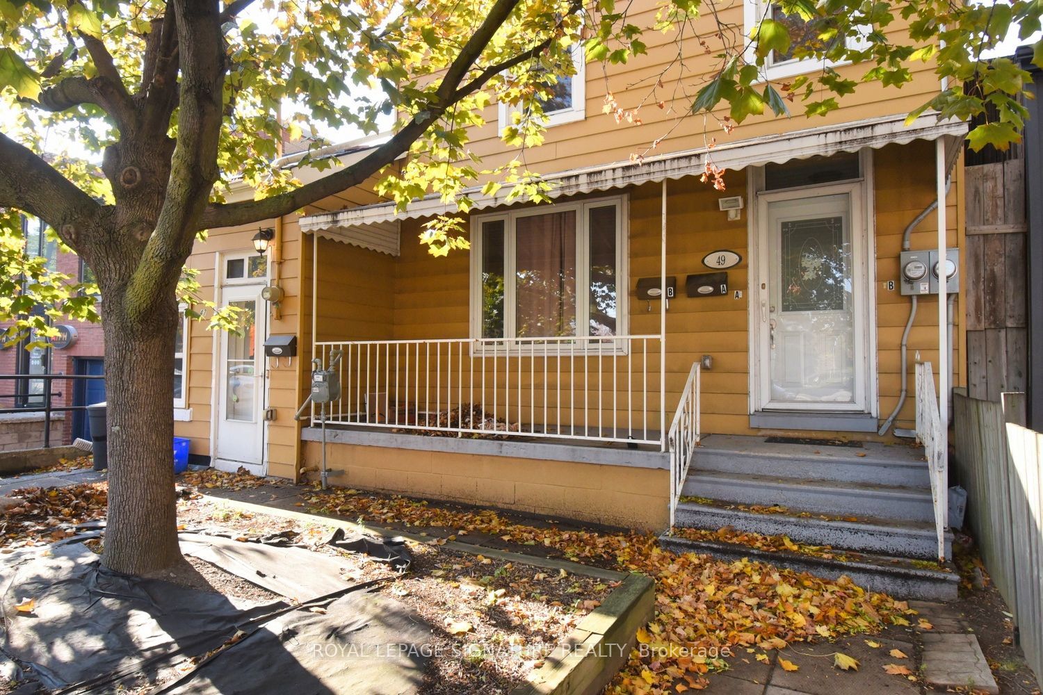 47 West Avenue N Property Photo 1
