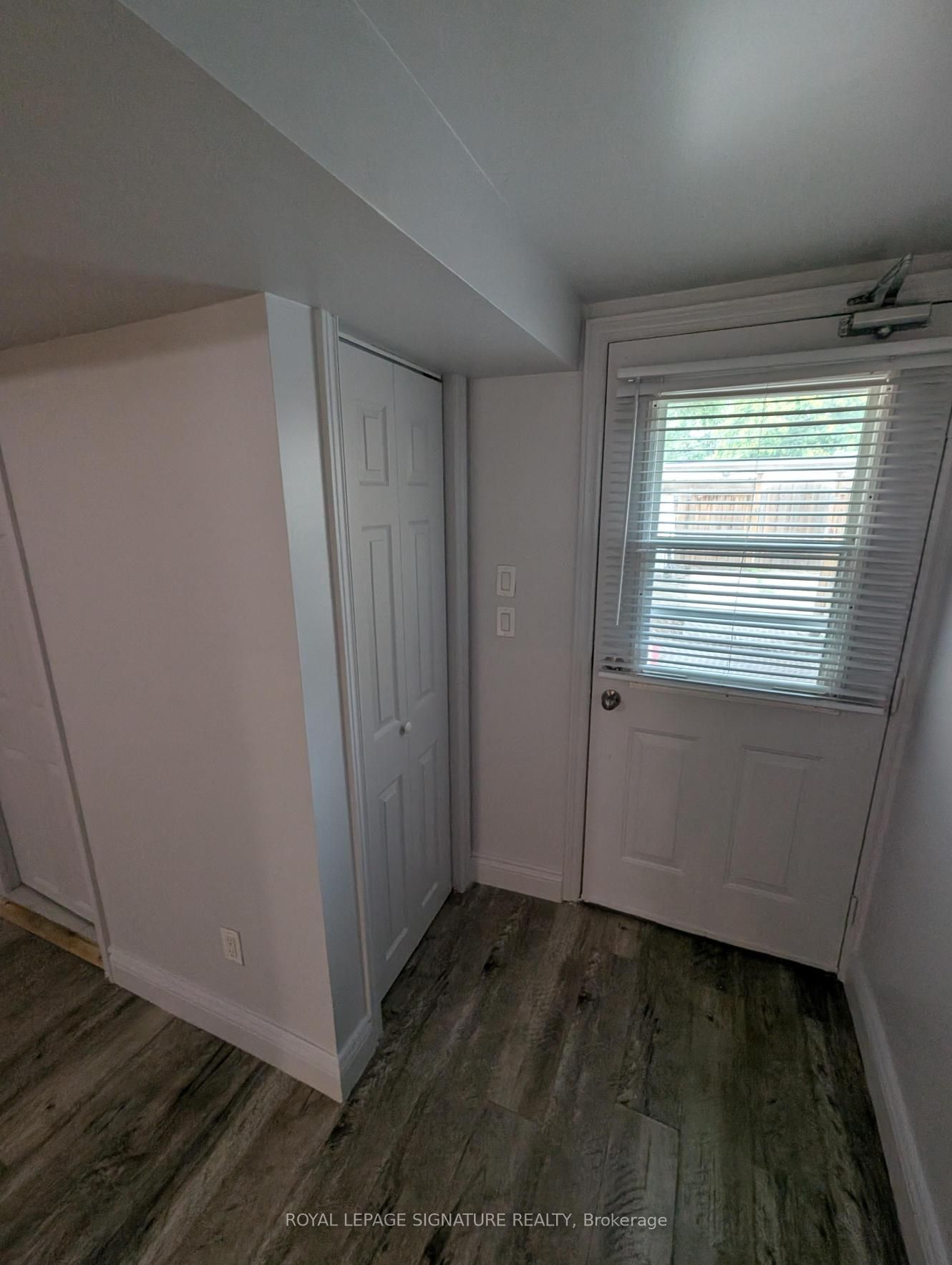 47 West Avenue N Property Photo 2