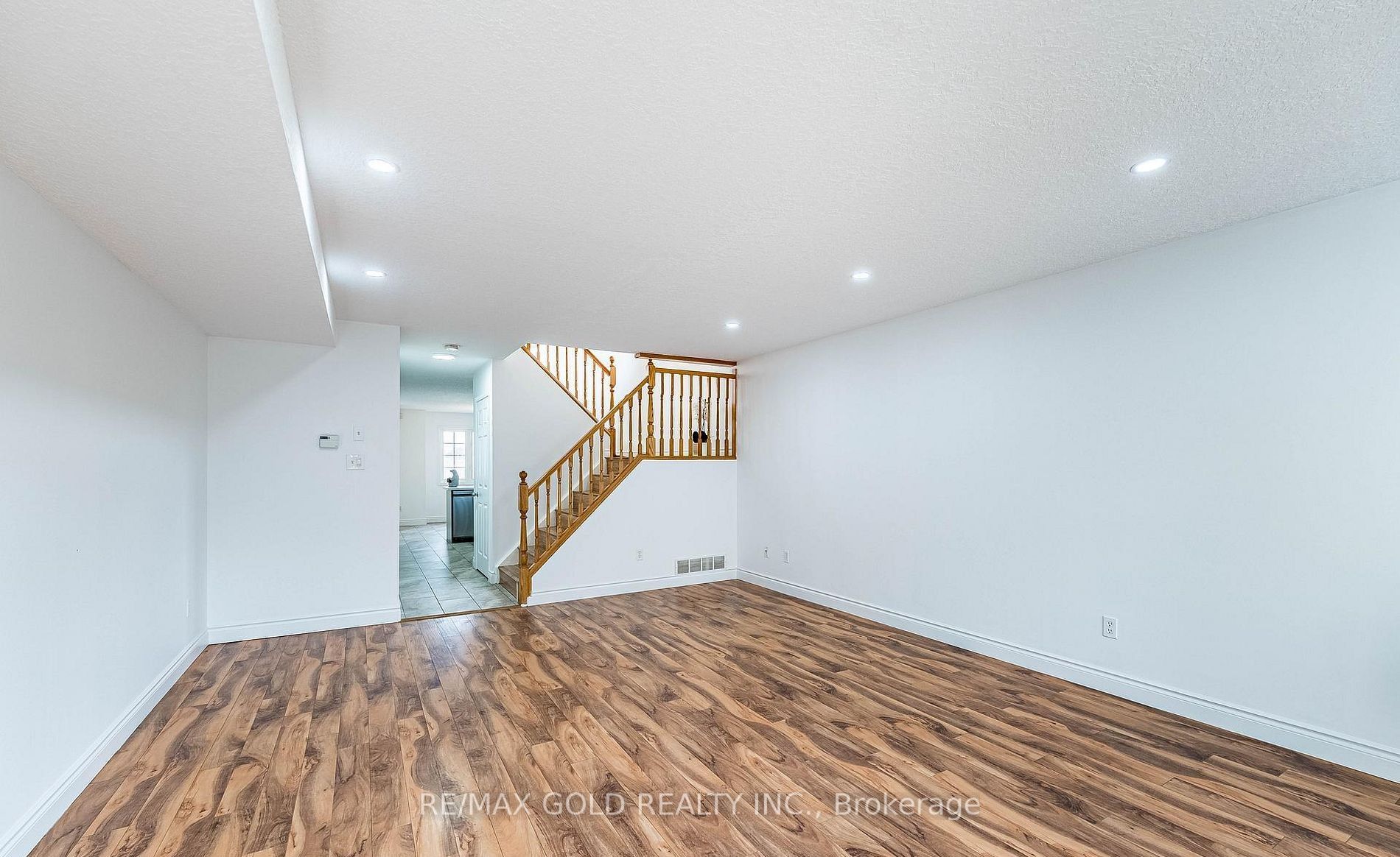 50 Howe Drive 5a Property Photo 10