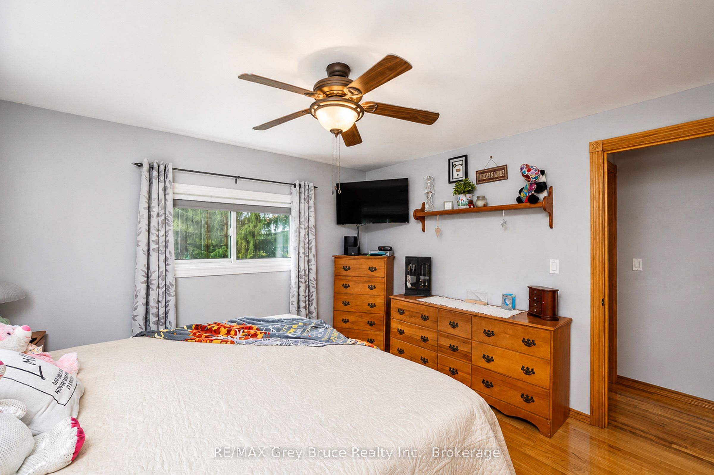 21571 Grey Rd 16 Road E Property Photo 12