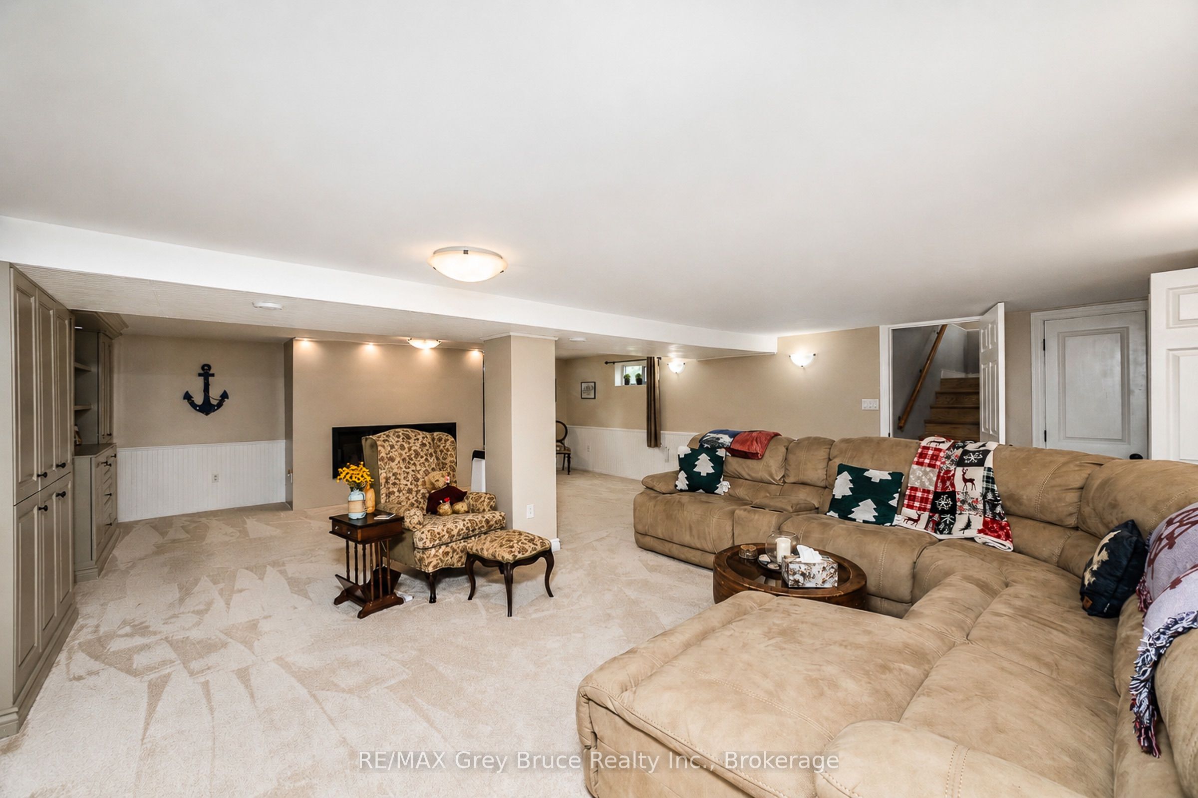 21571 Grey Rd 16 Road E Property Photo 19