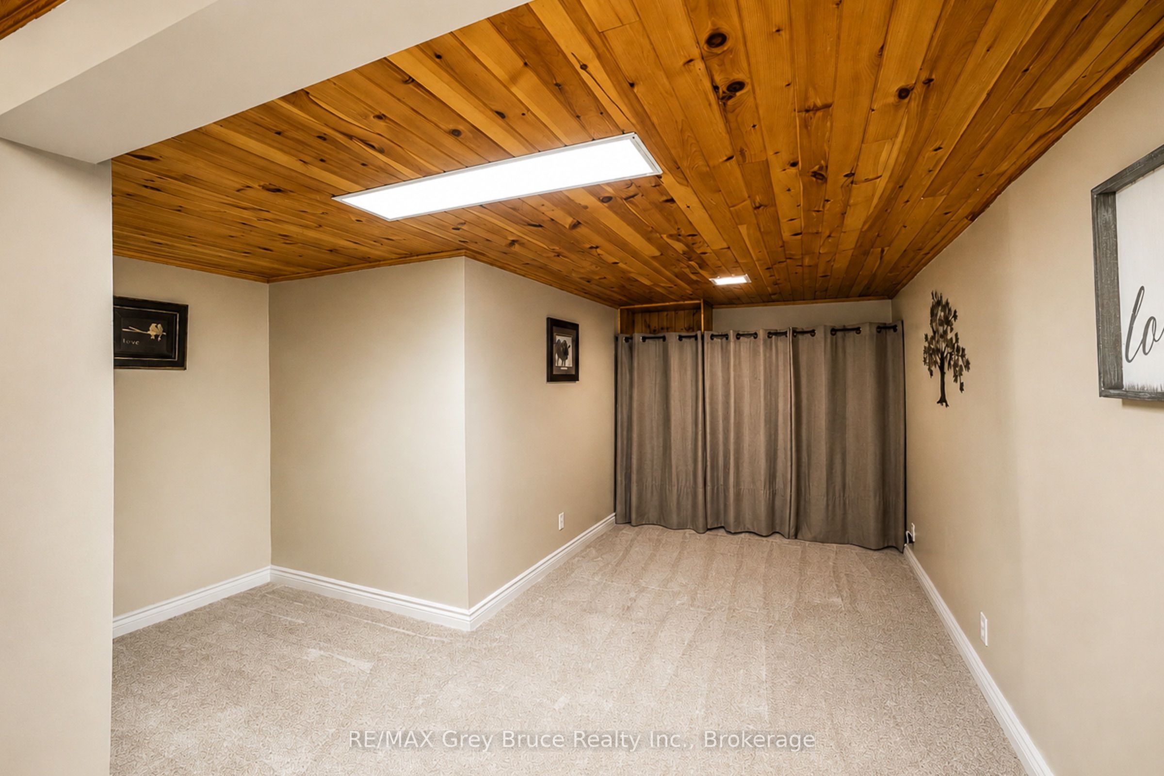 21571 Grey Rd 16 Road E Property Photo 20