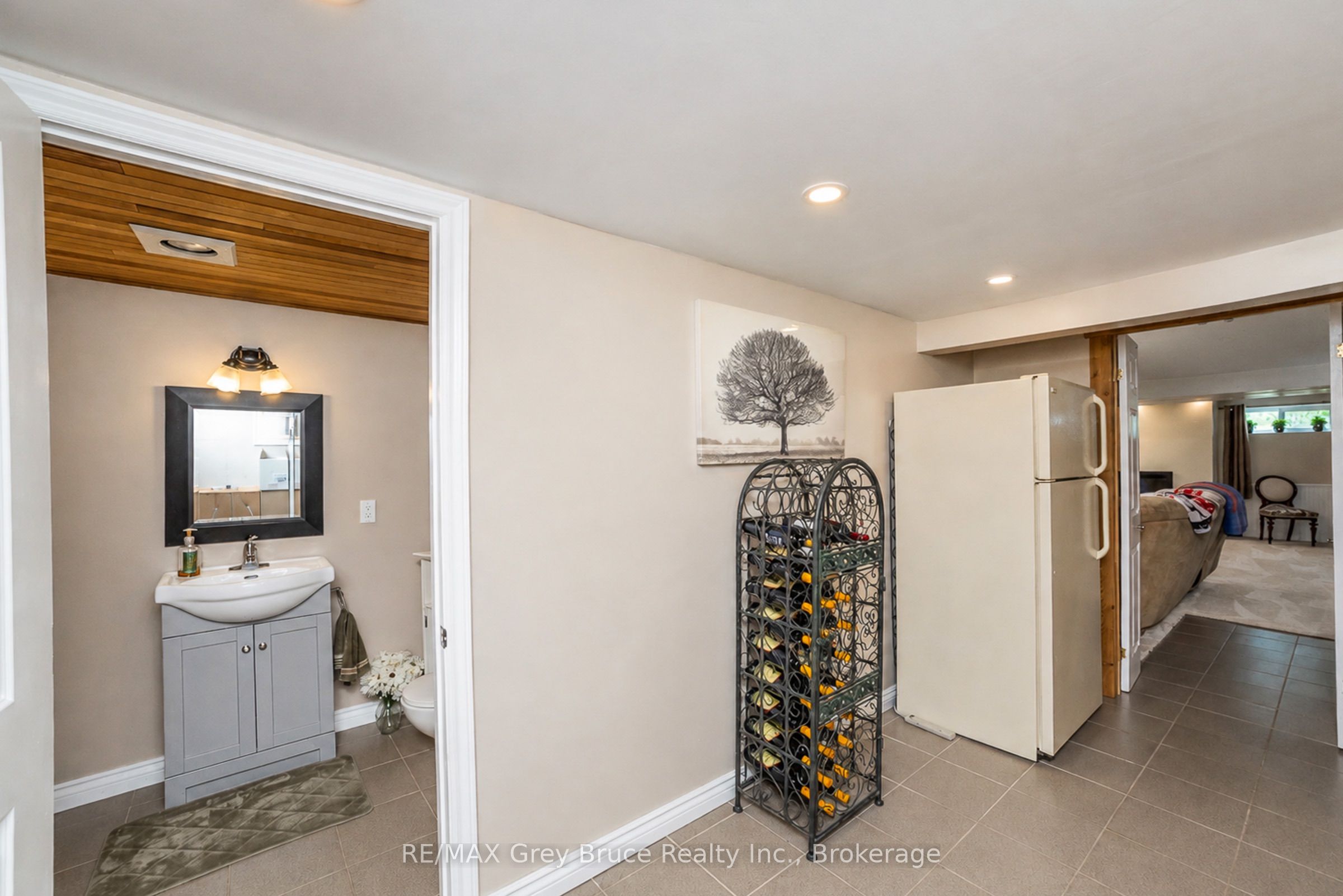 21571 Grey Rd 16 Road E Property Photo 23