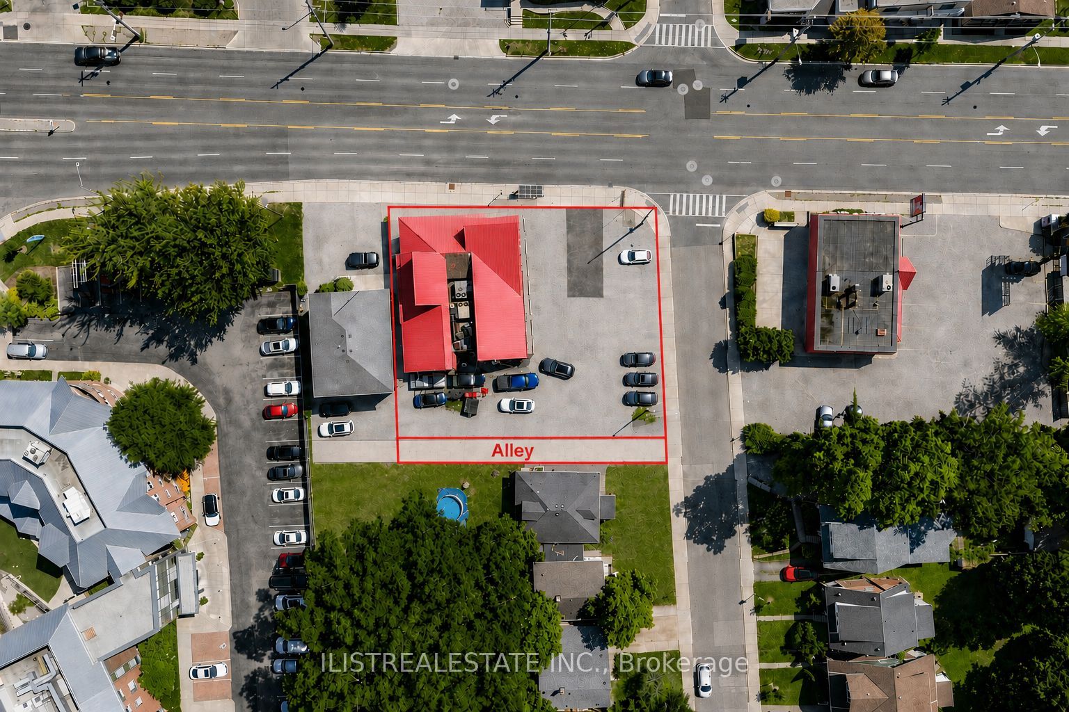 1520 Main Street W Property Photo 1