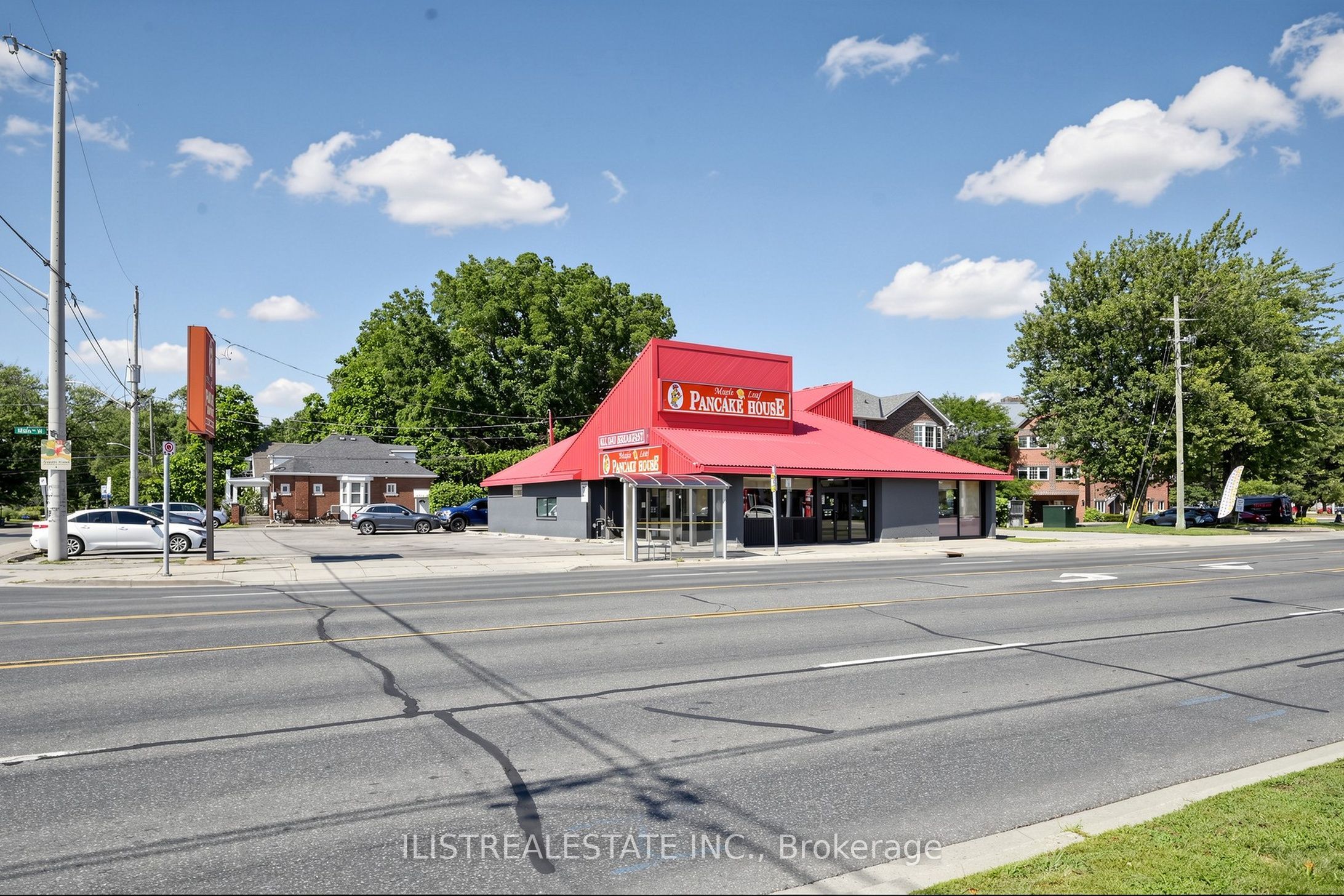 1520 Main Street W Property Photo 8