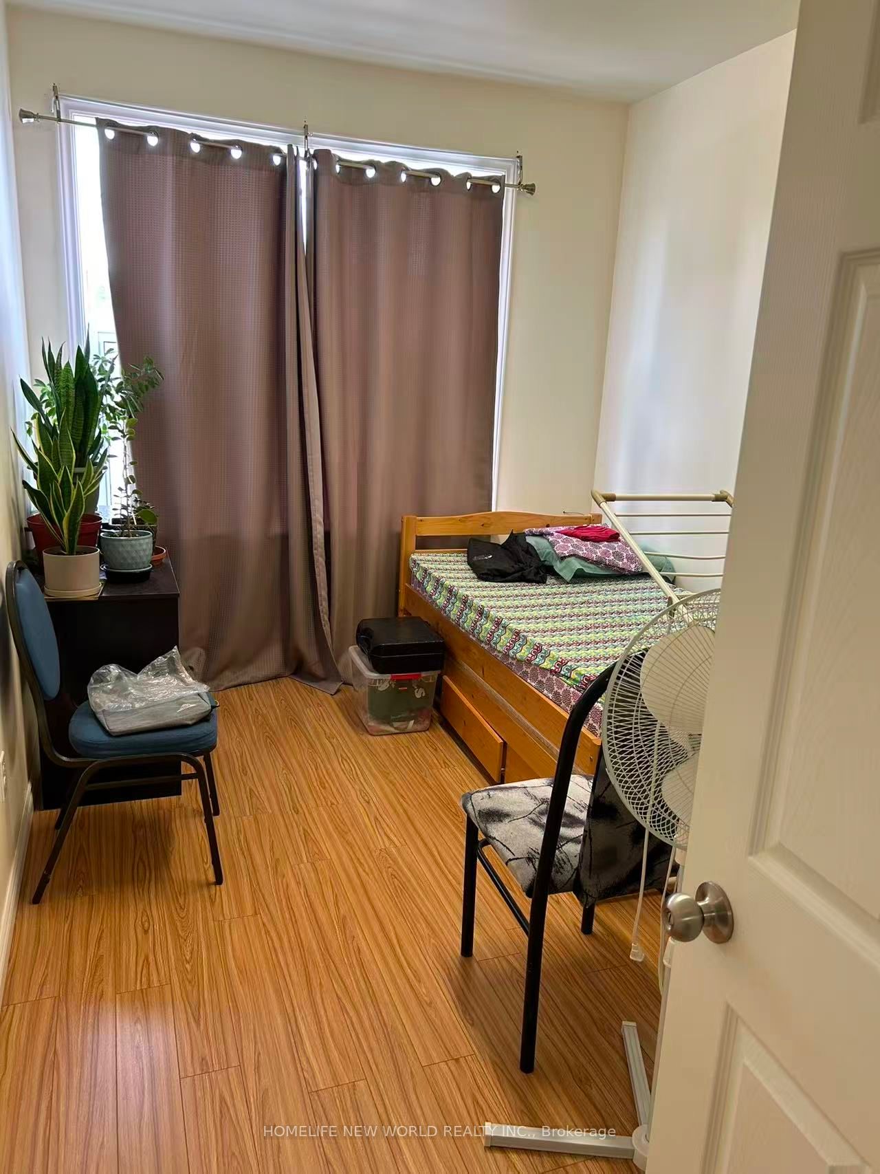 280 Queen Street E Property Photo 12