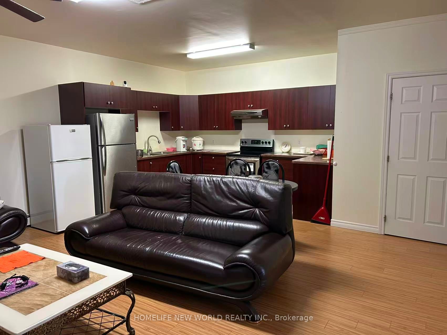 280 Queen Street E Property Photo 13