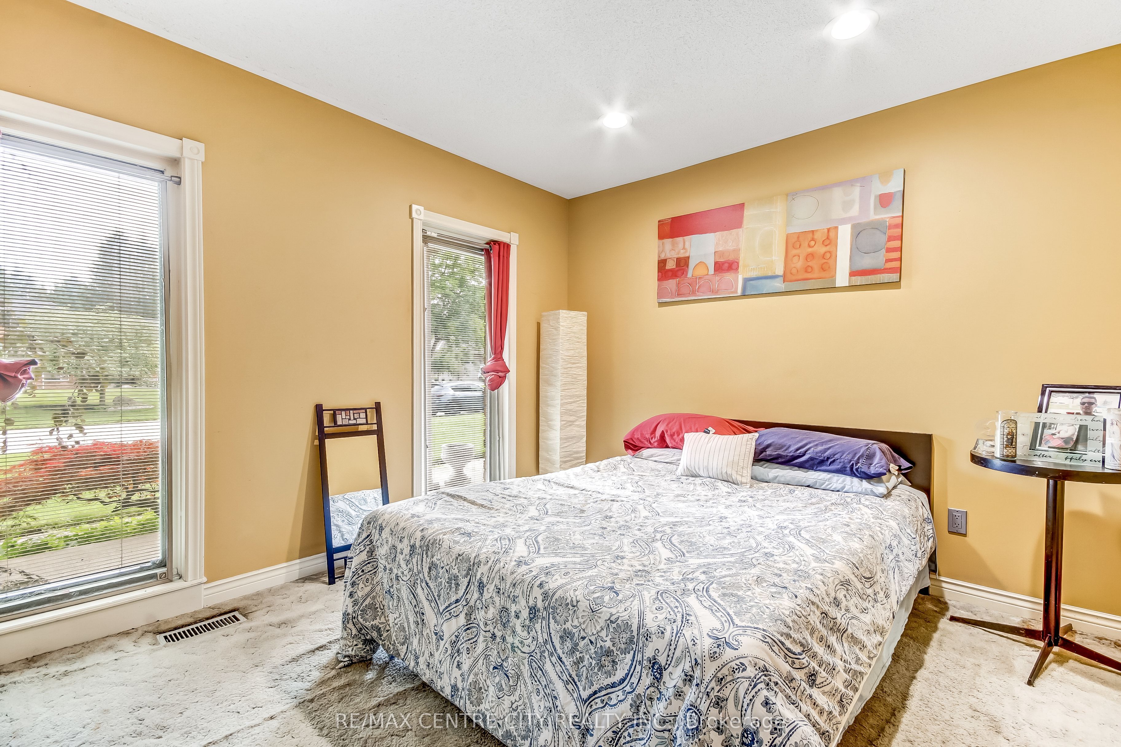 10308 Greenpark Drive Property Photo 8