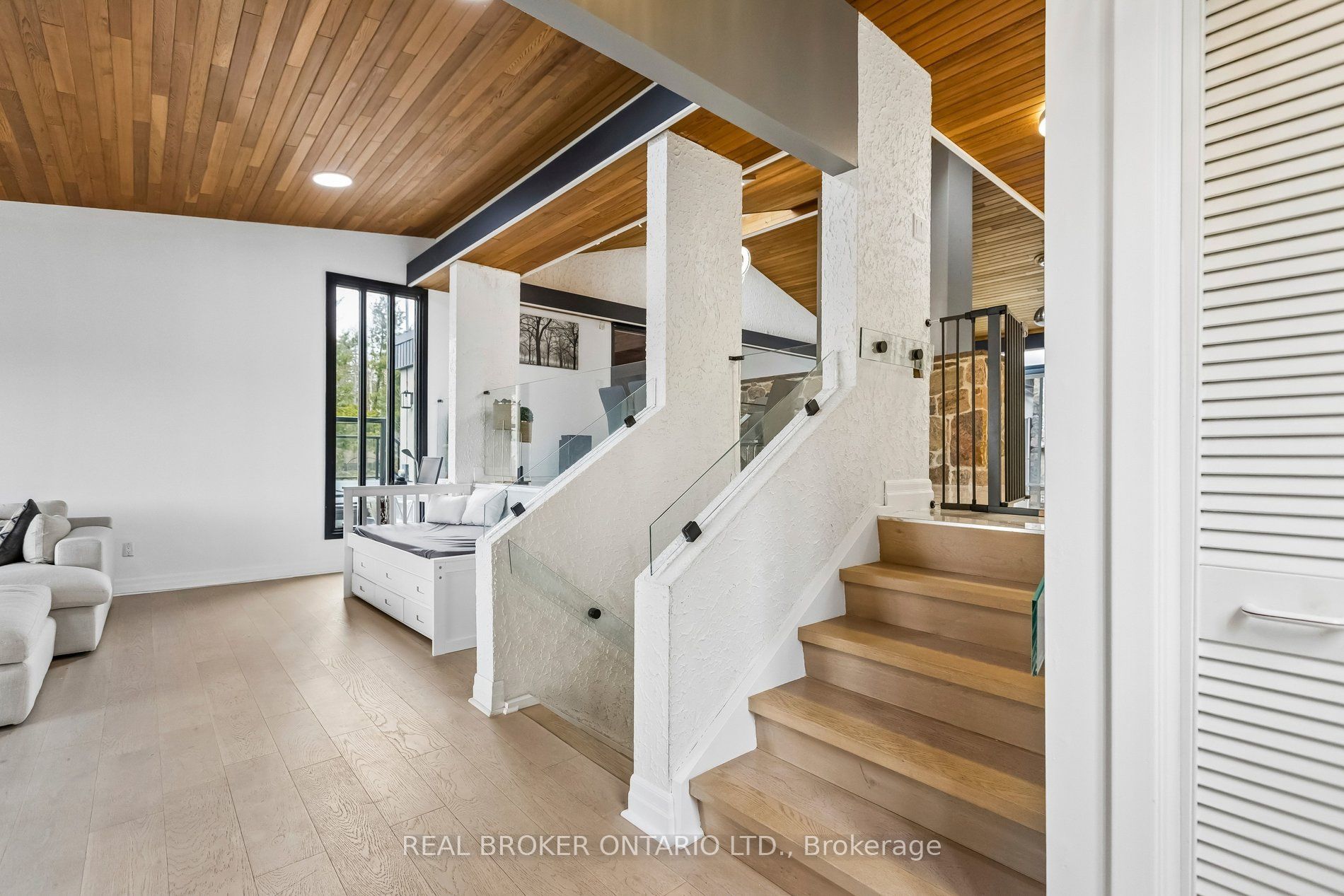 3 Chicopee Terrace Property Photo 7