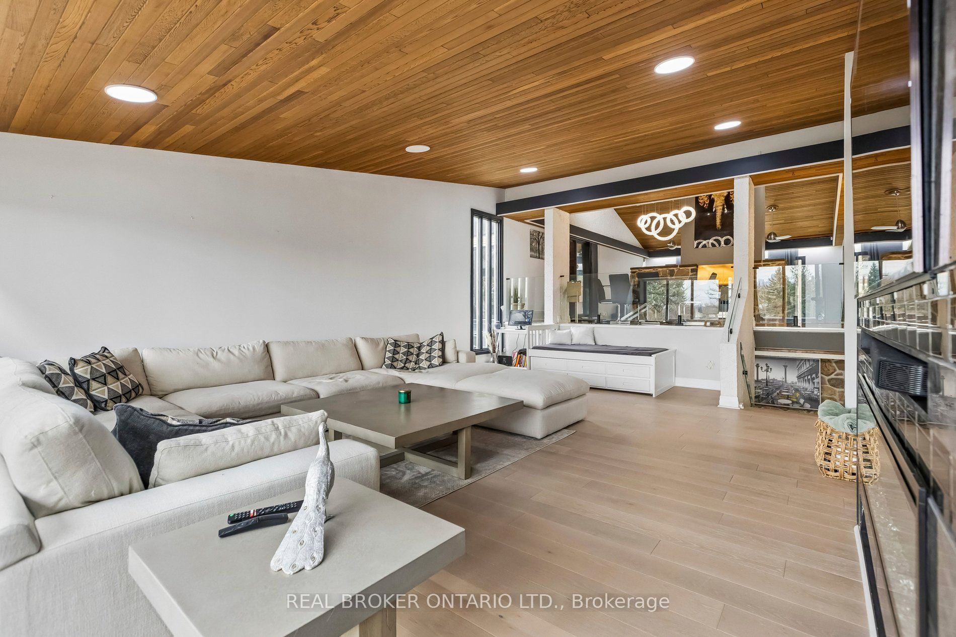 3 Chicopee Terrace Property Photo 9