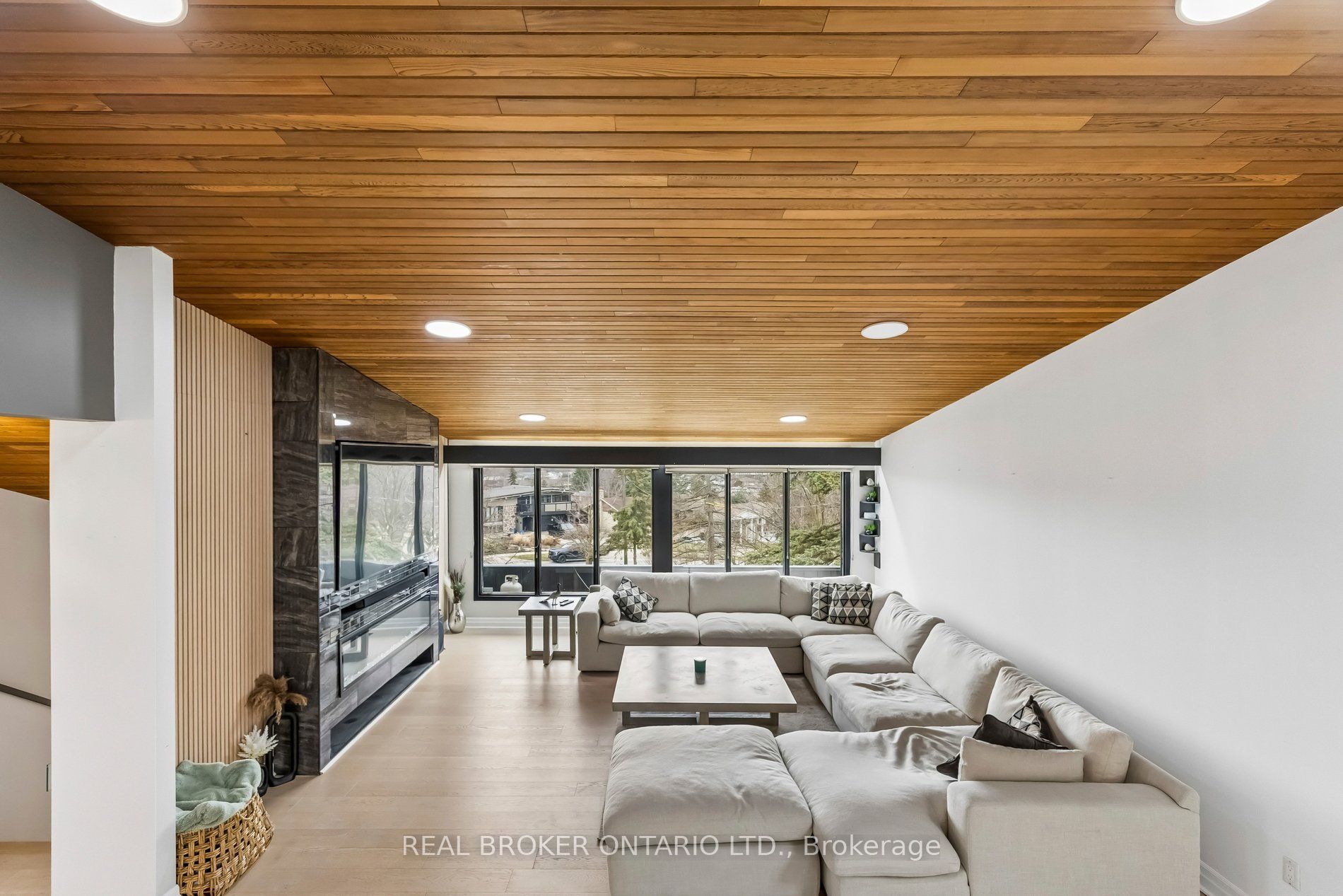 3 Chicopee Terrace Property Photo 12