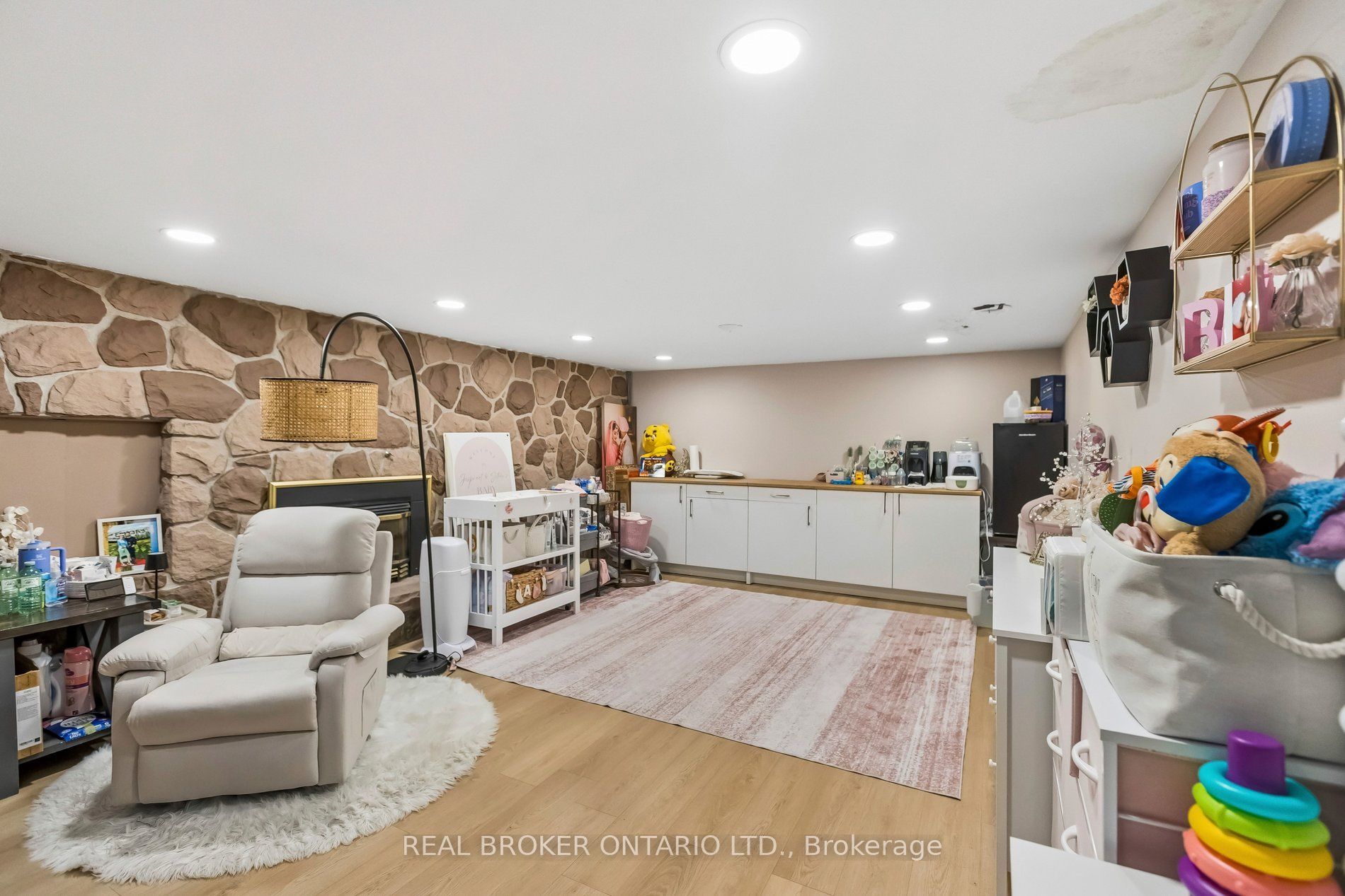 3 Chicopee Terrace Property Photo 35