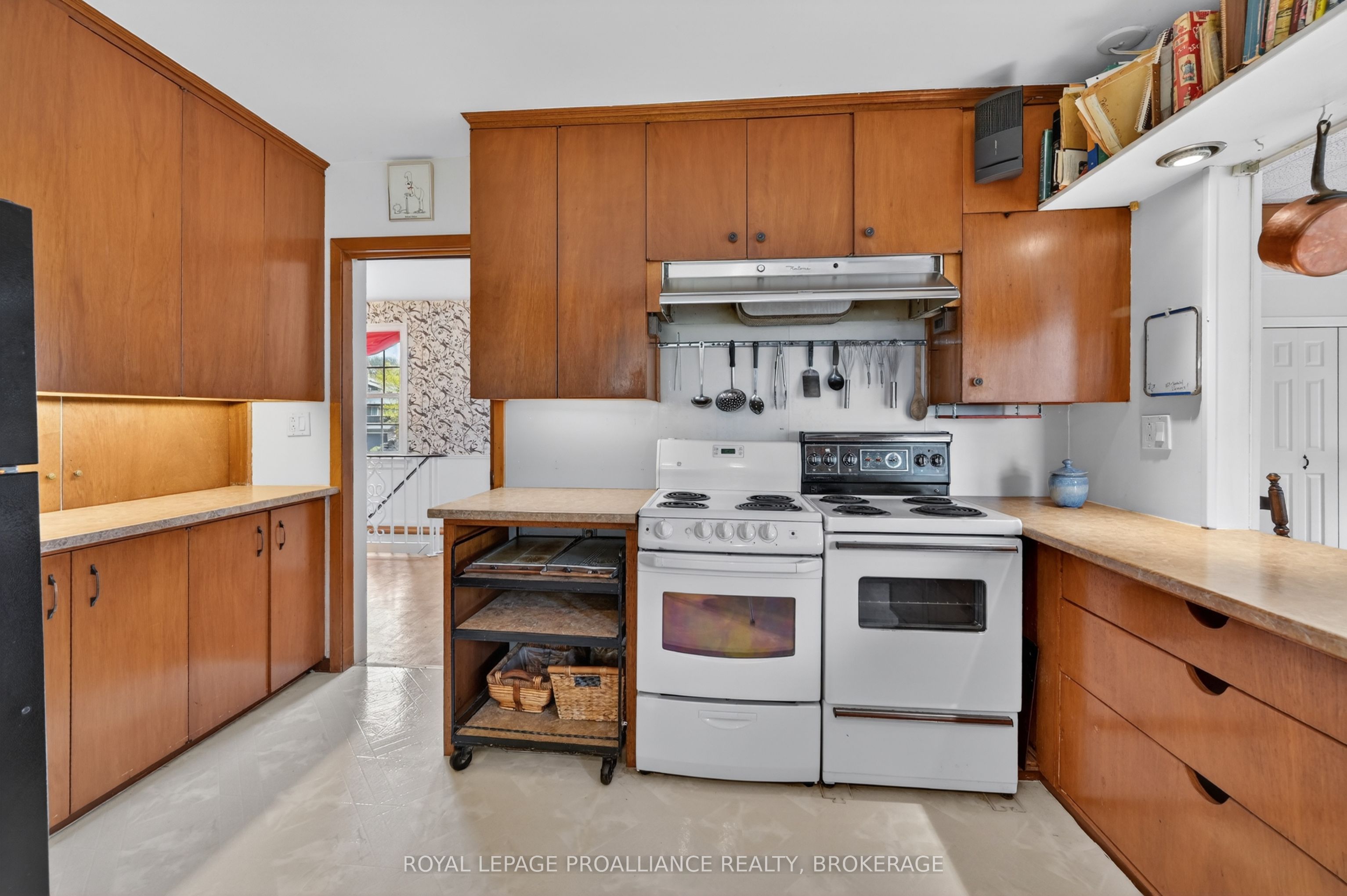 209 Fairway Hill Crescent Property Photo 17