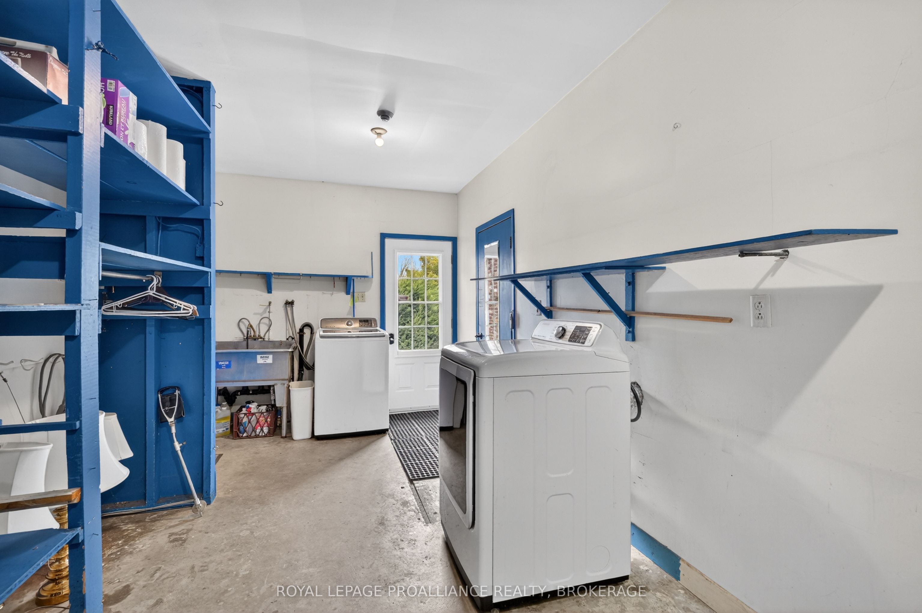 209 Fairway Hill Crescent Property Photo 22