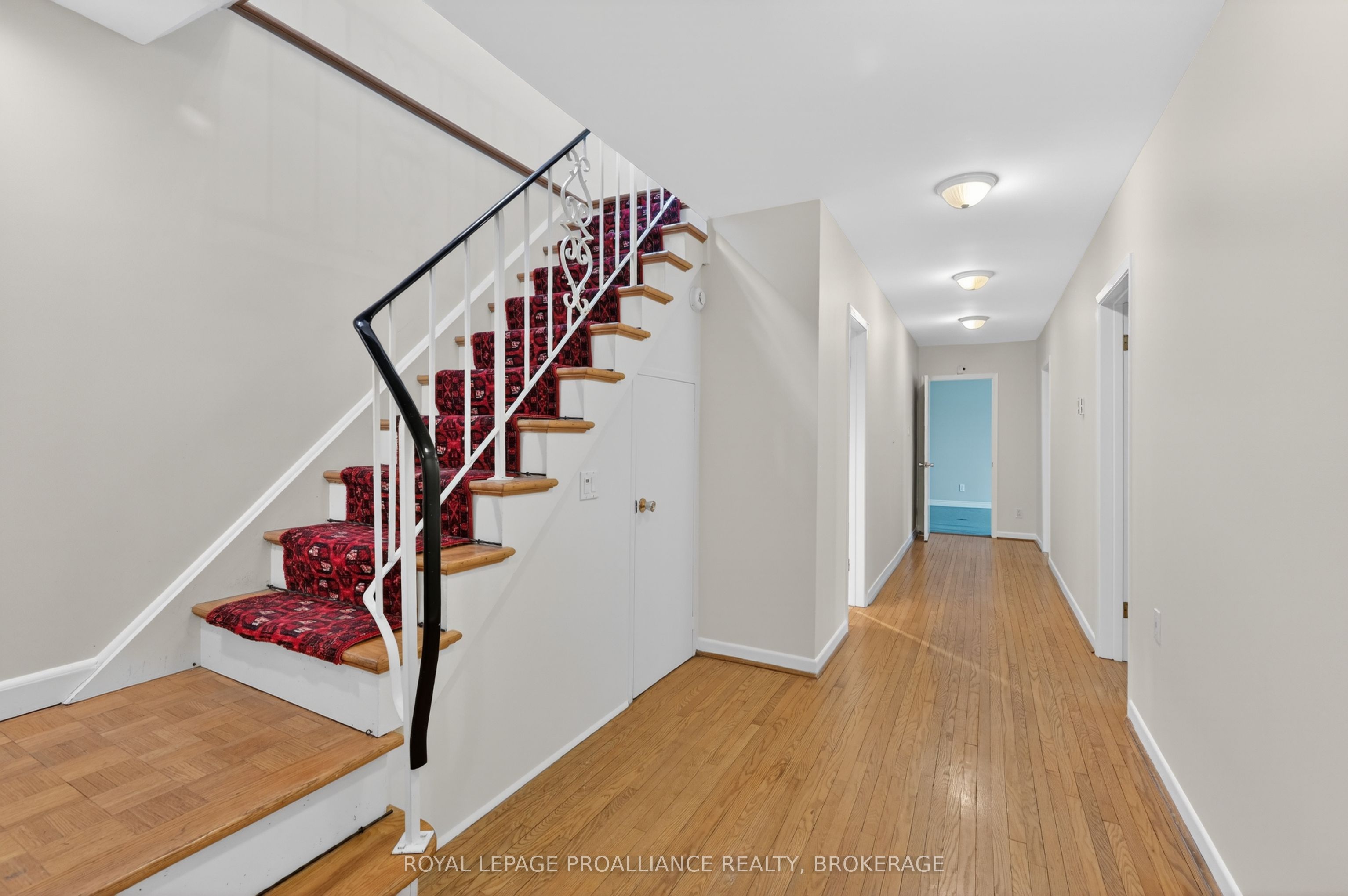 209 Fairway Hill Crescent Property Photo 23
