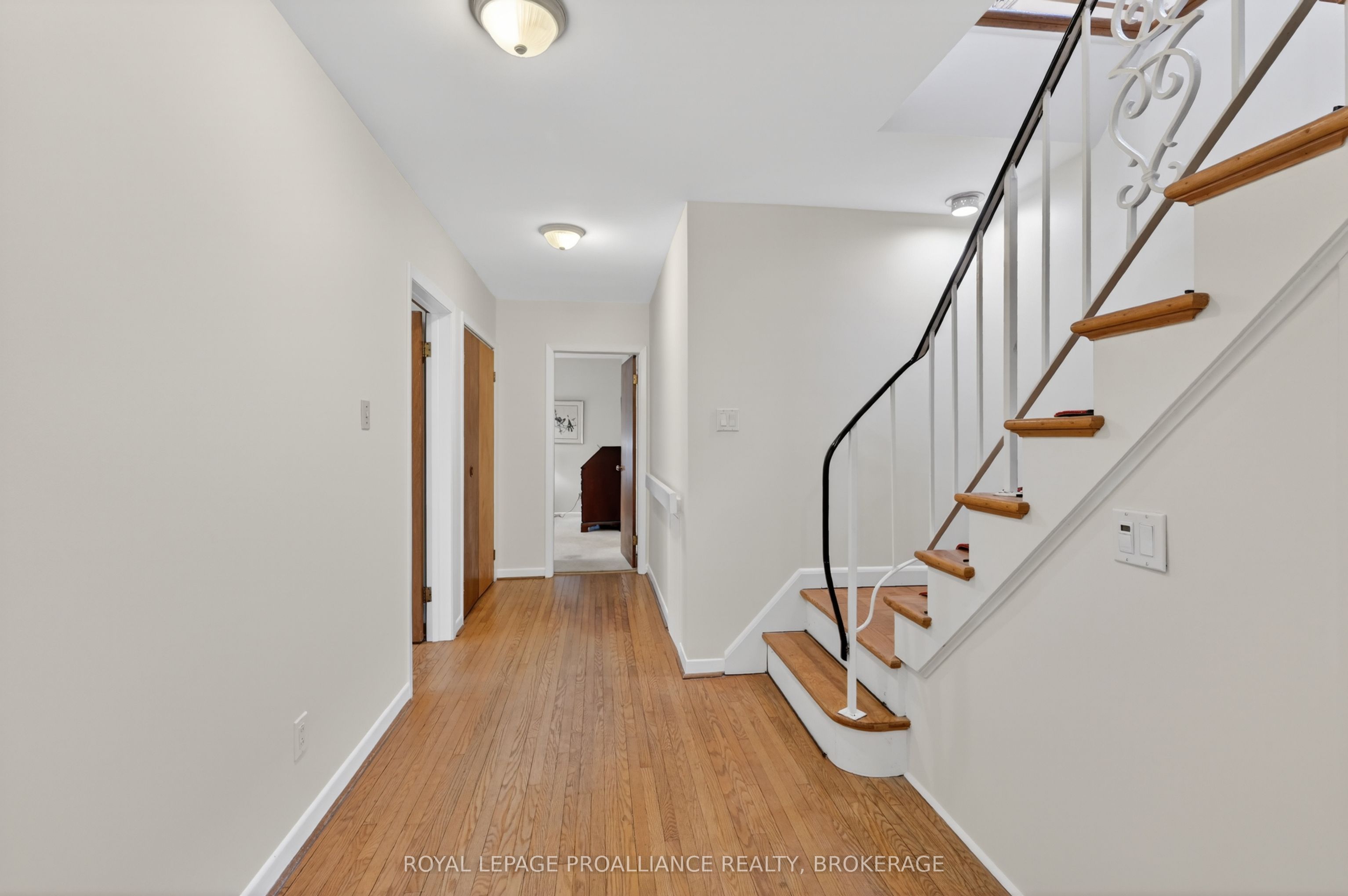 209 Fairway Hill Crescent Property Photo 24