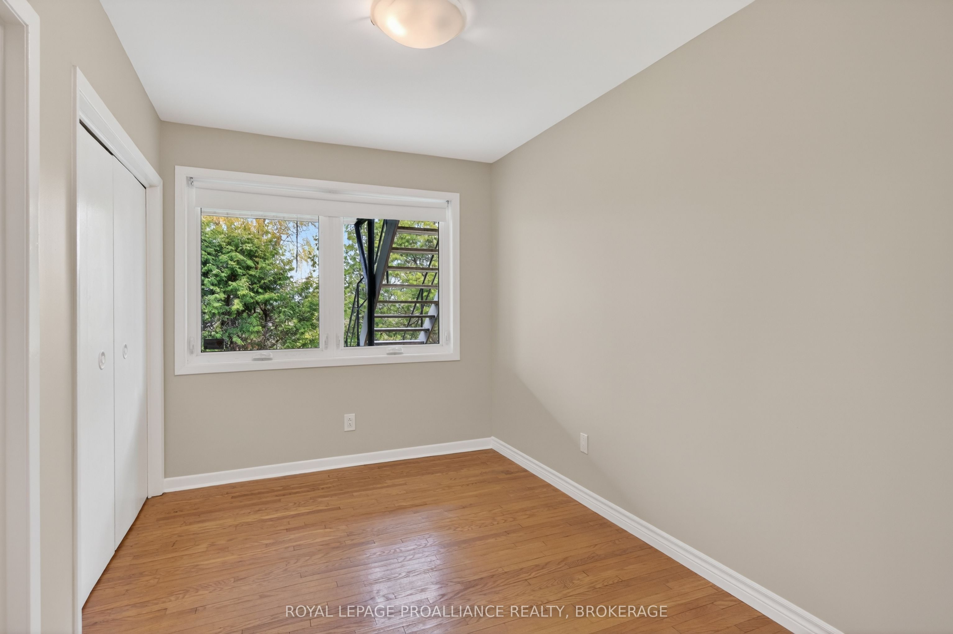 209 Fairway Hill Crescent Property Photo 31