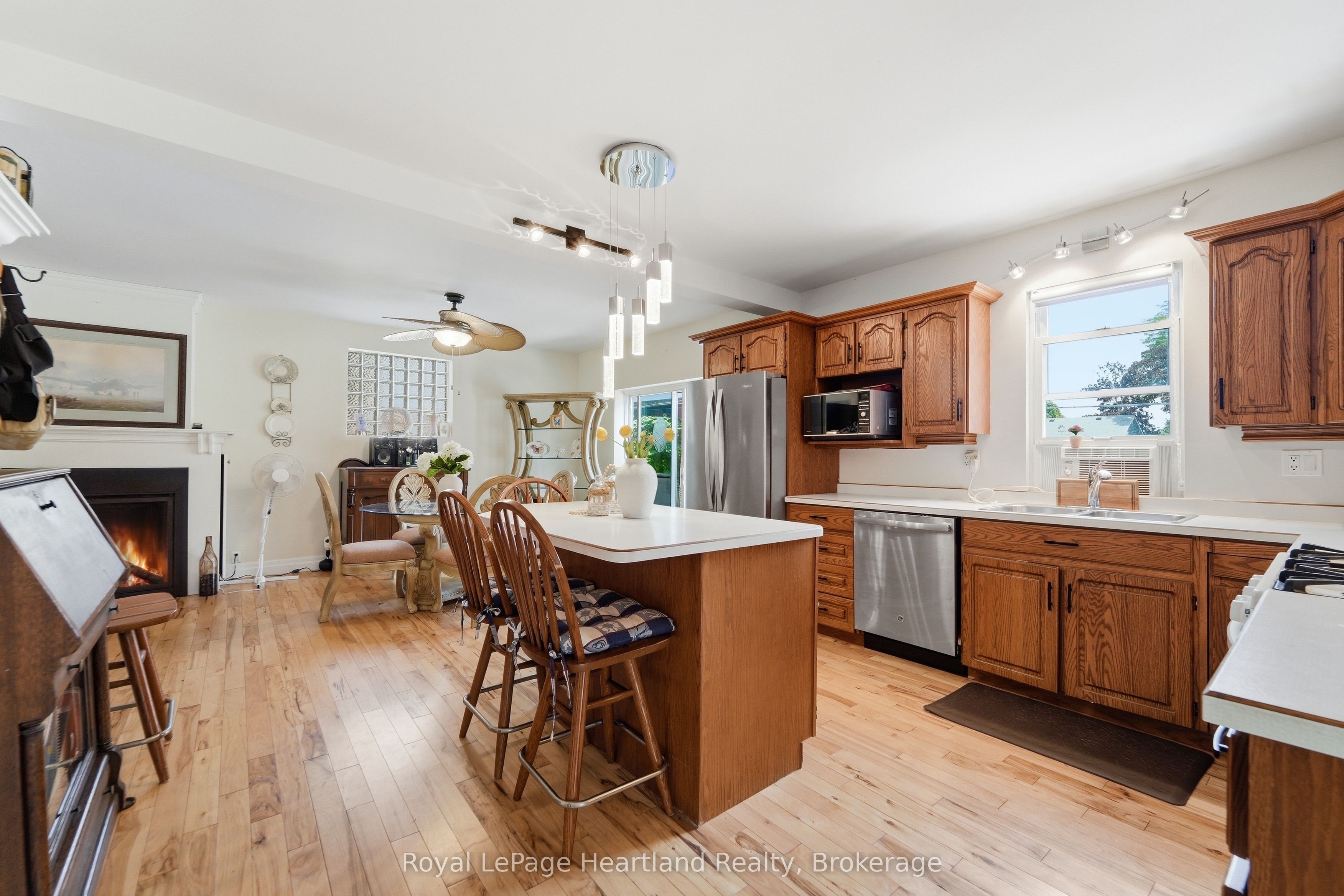 187 Cameron Street Property Photo 15