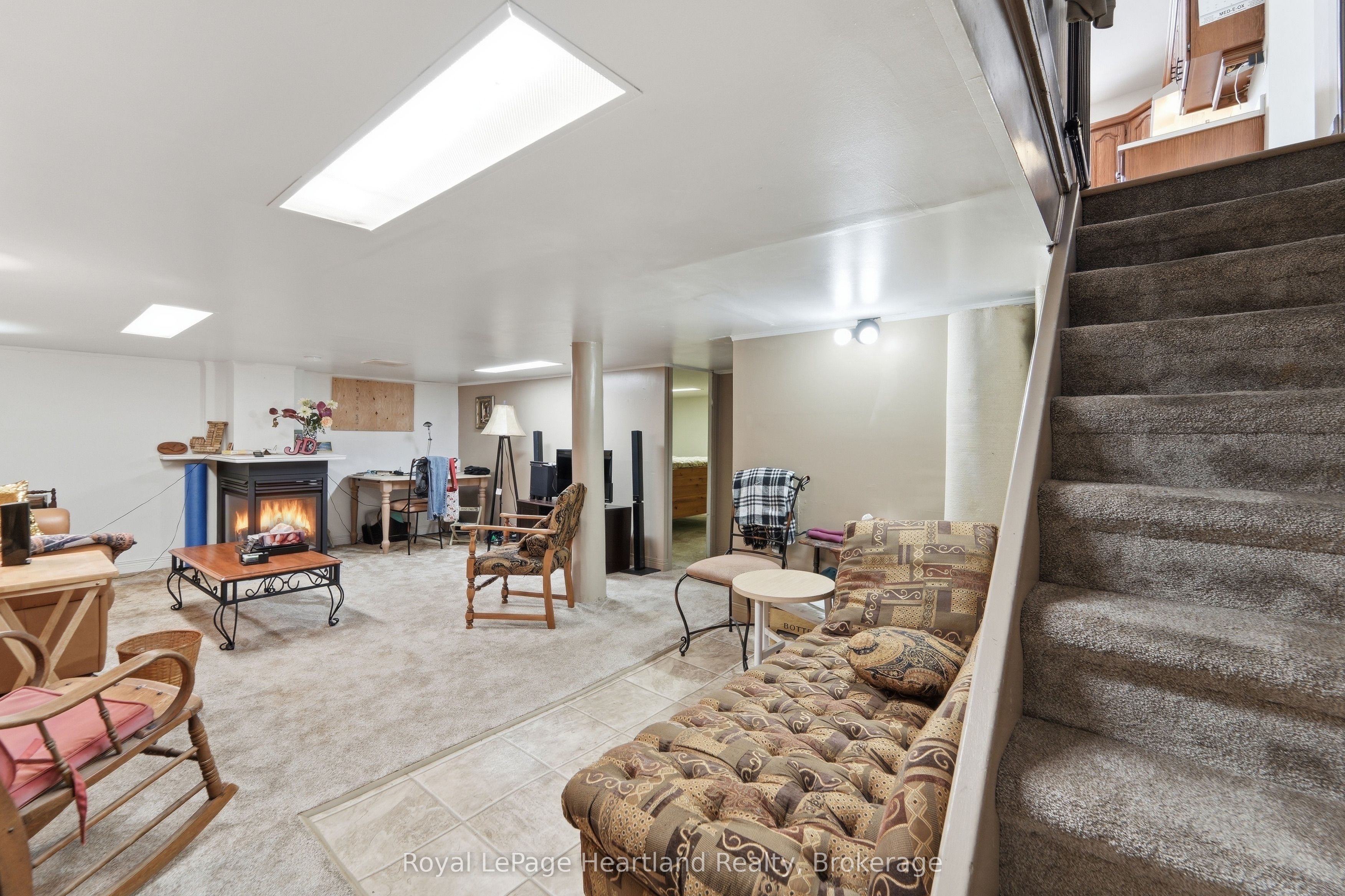 187 Cameron Street Property Photo 27