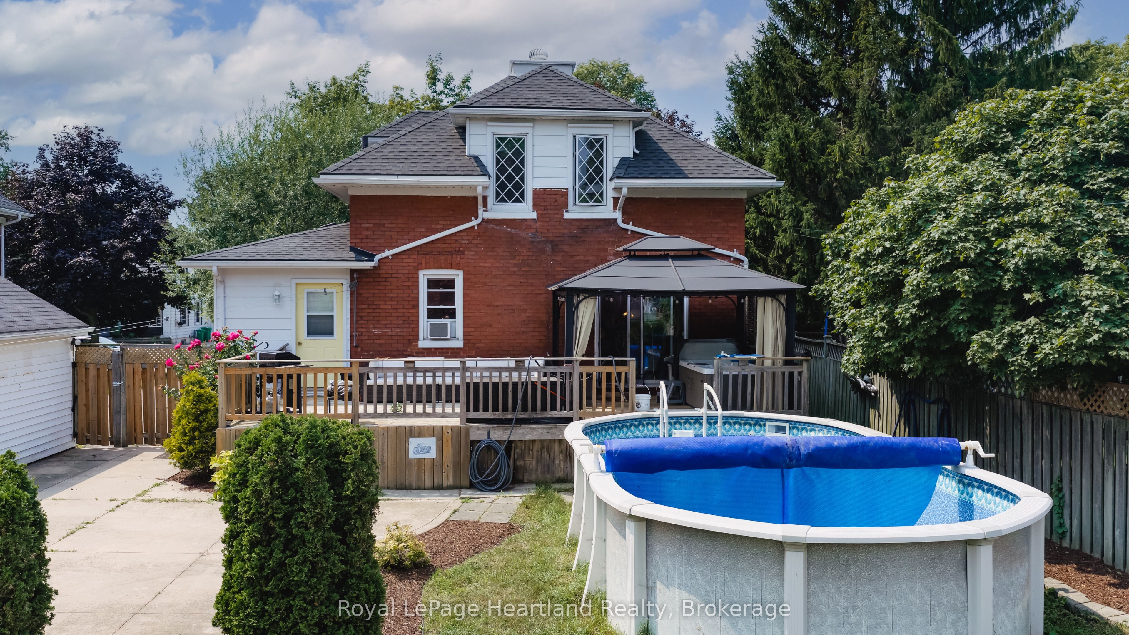 187 Cameron Street Property Photo 41