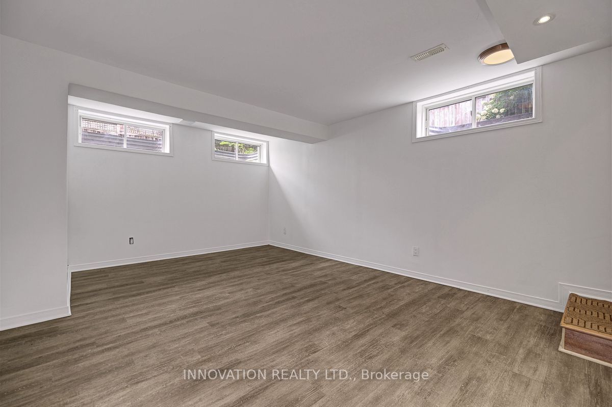 1310 Halton Terrace Property Photo 35