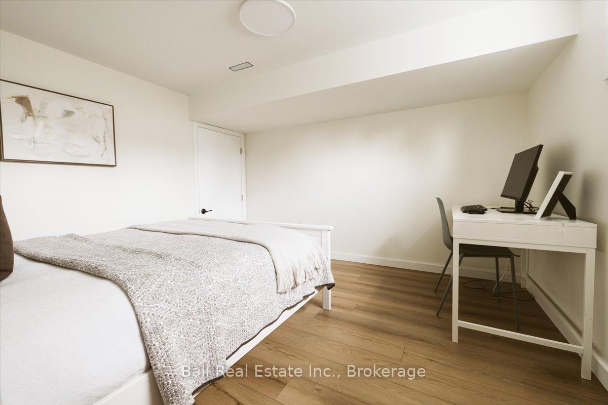 776 Donoghue Crescent Property Photo 33