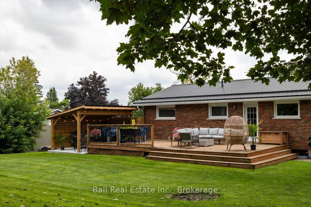 776 Donoghue Crescent Property Photo 39