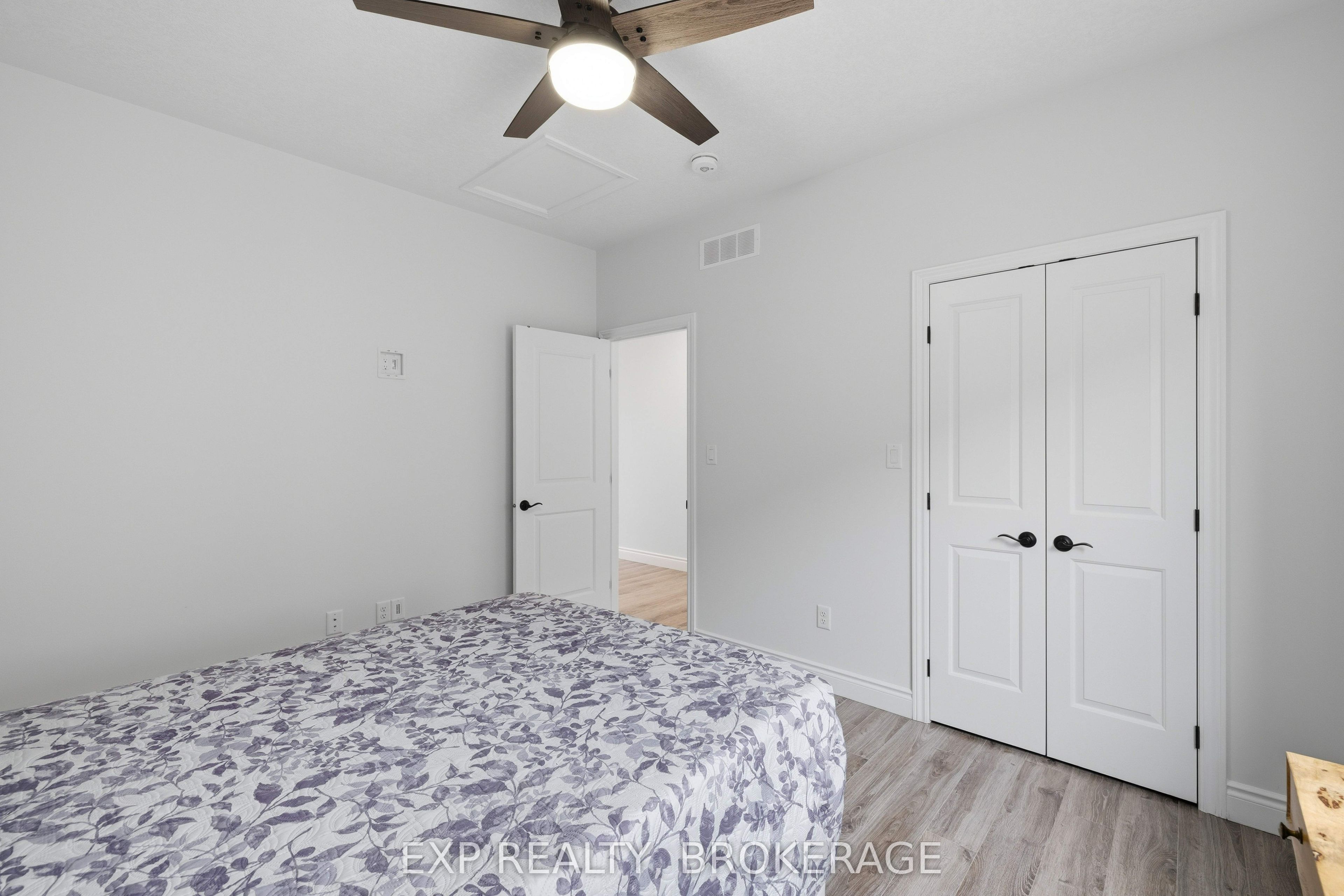 502 Beth Crescent Property Photo 33