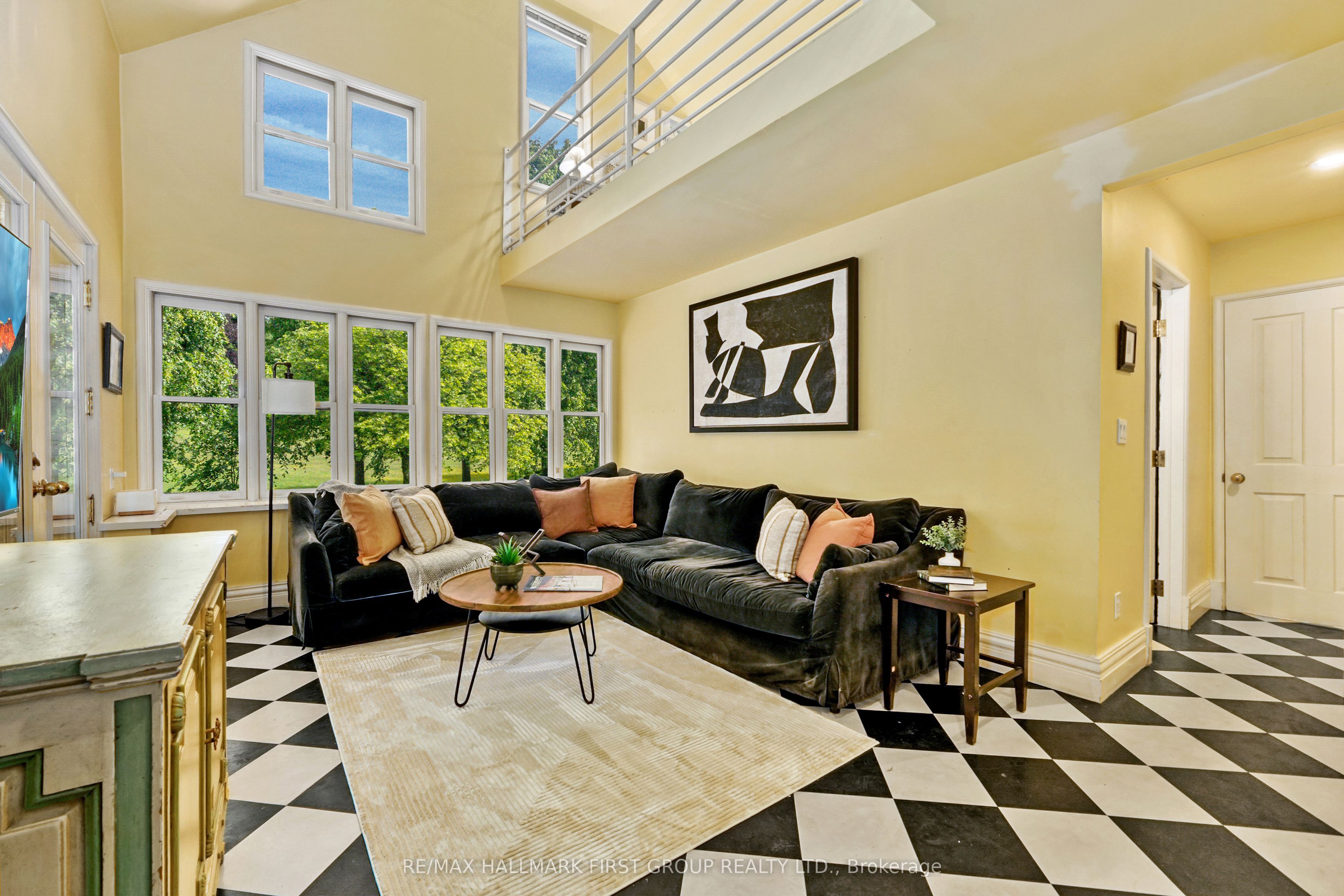 30 Bruton Street Property Photo 12