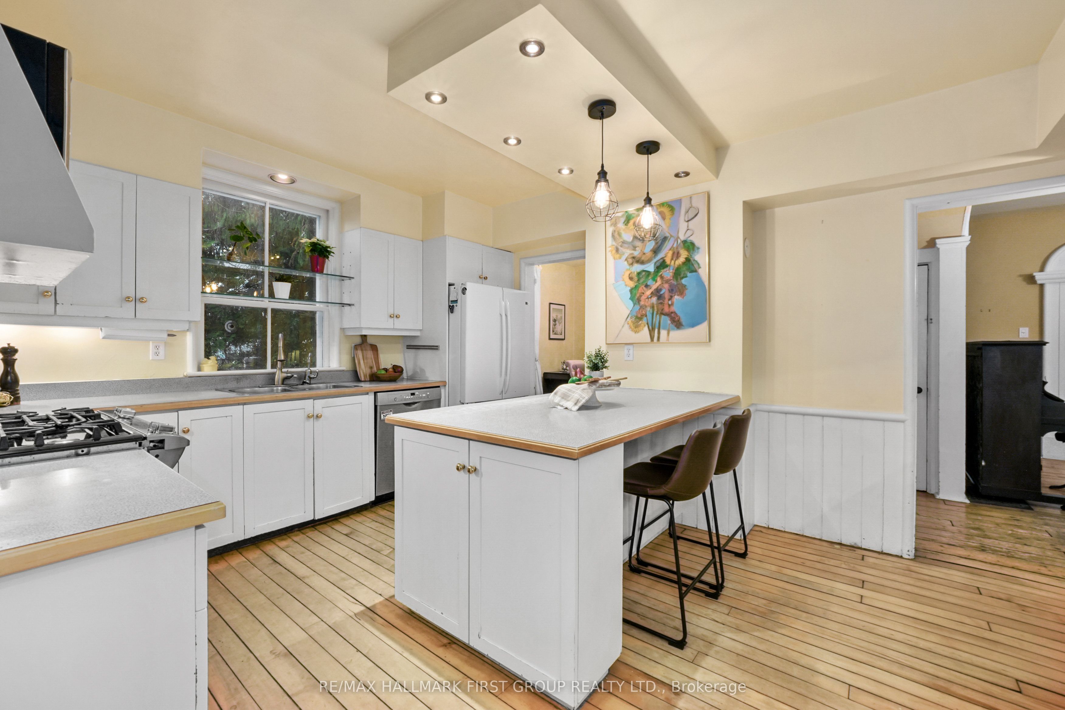 30 Bruton Street Property Photo 16