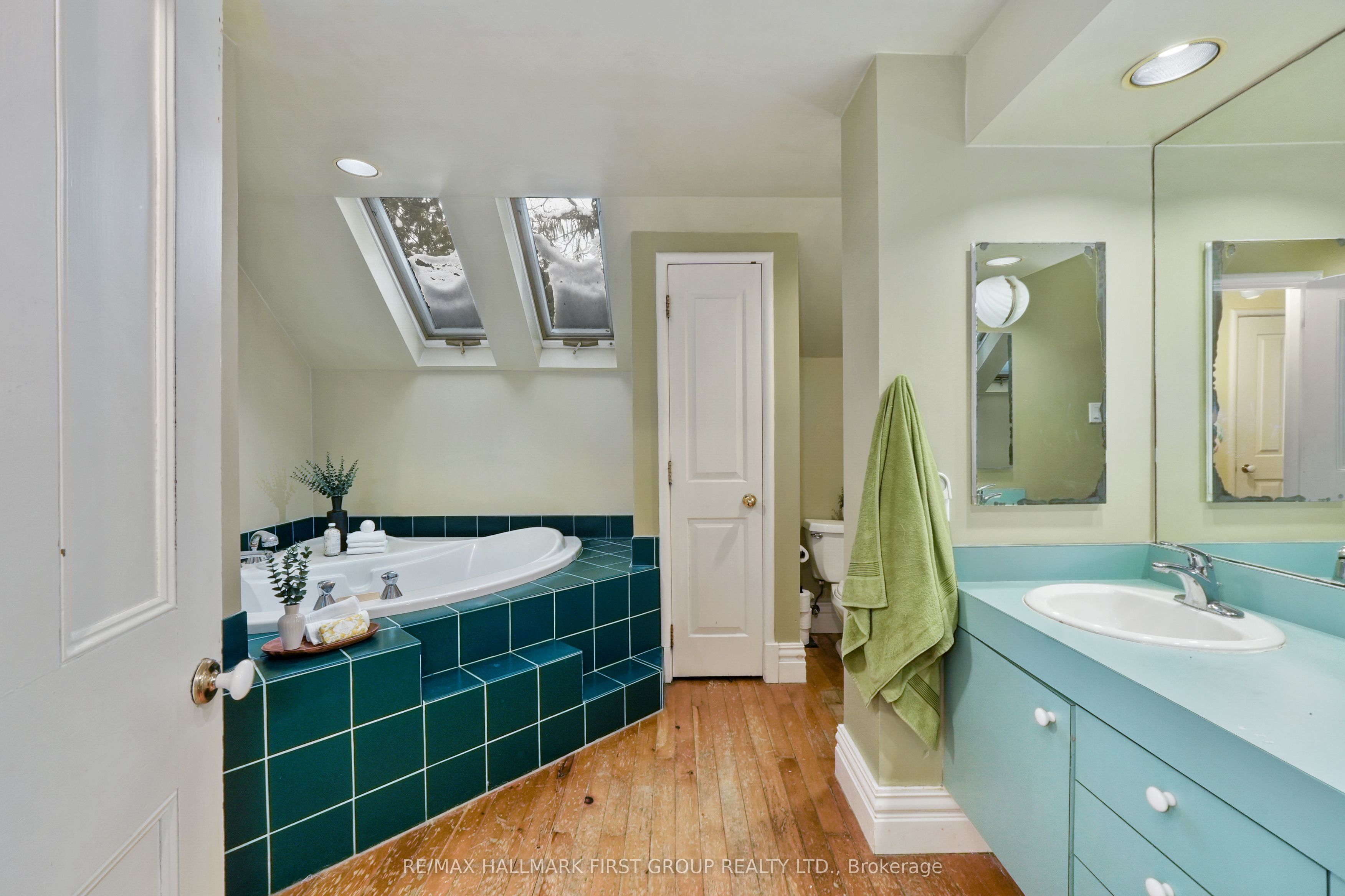 30 Bruton Street Property Photo 29