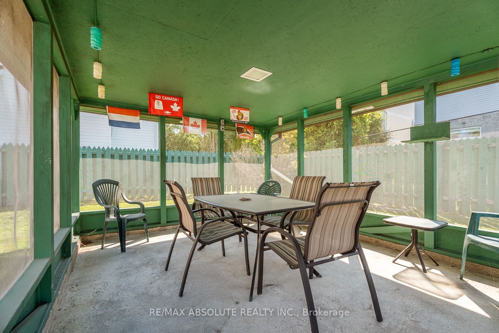 1880 Kingsdale Avenue Property Photo 33