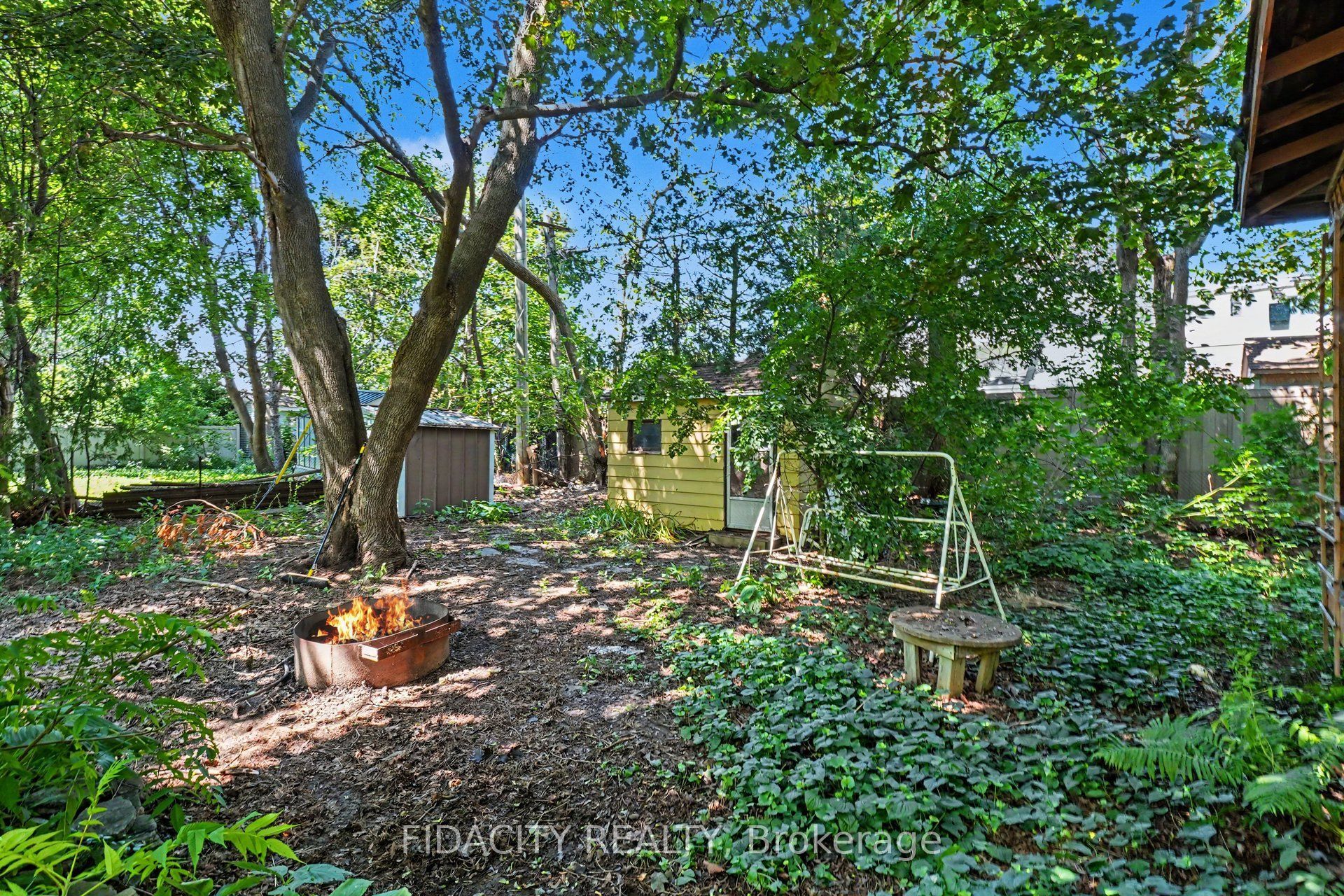6 Malcolm Place Property Photo 5