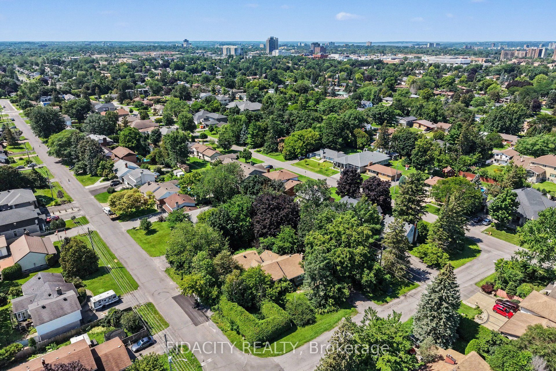 6 Malcolm Place Property Photo 15