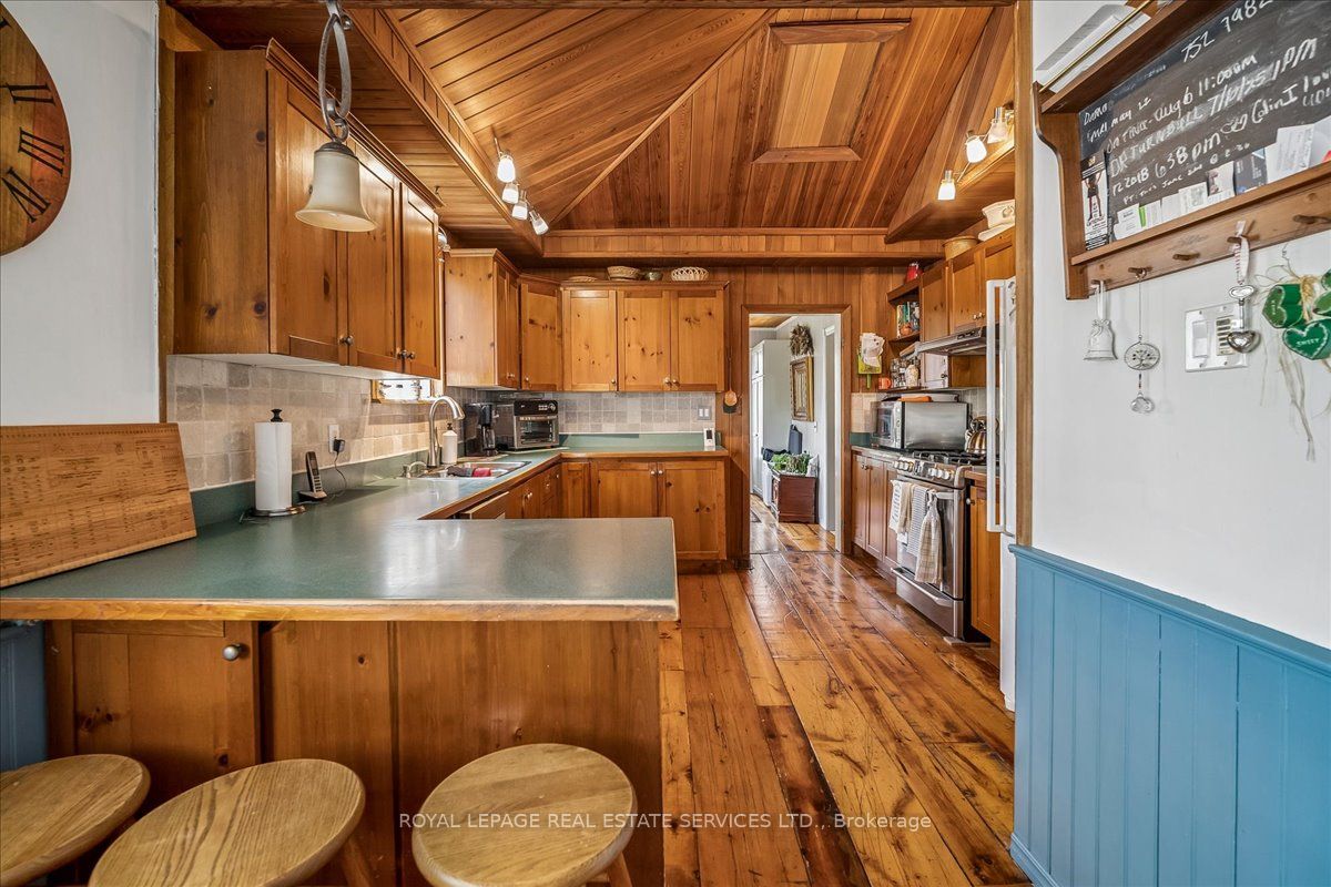 2 14th Street Property Photo 16