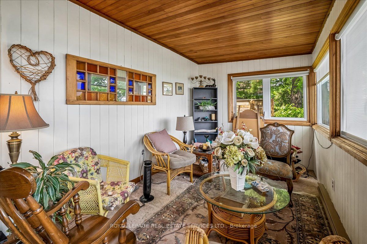2 14th Street Property Photo 18