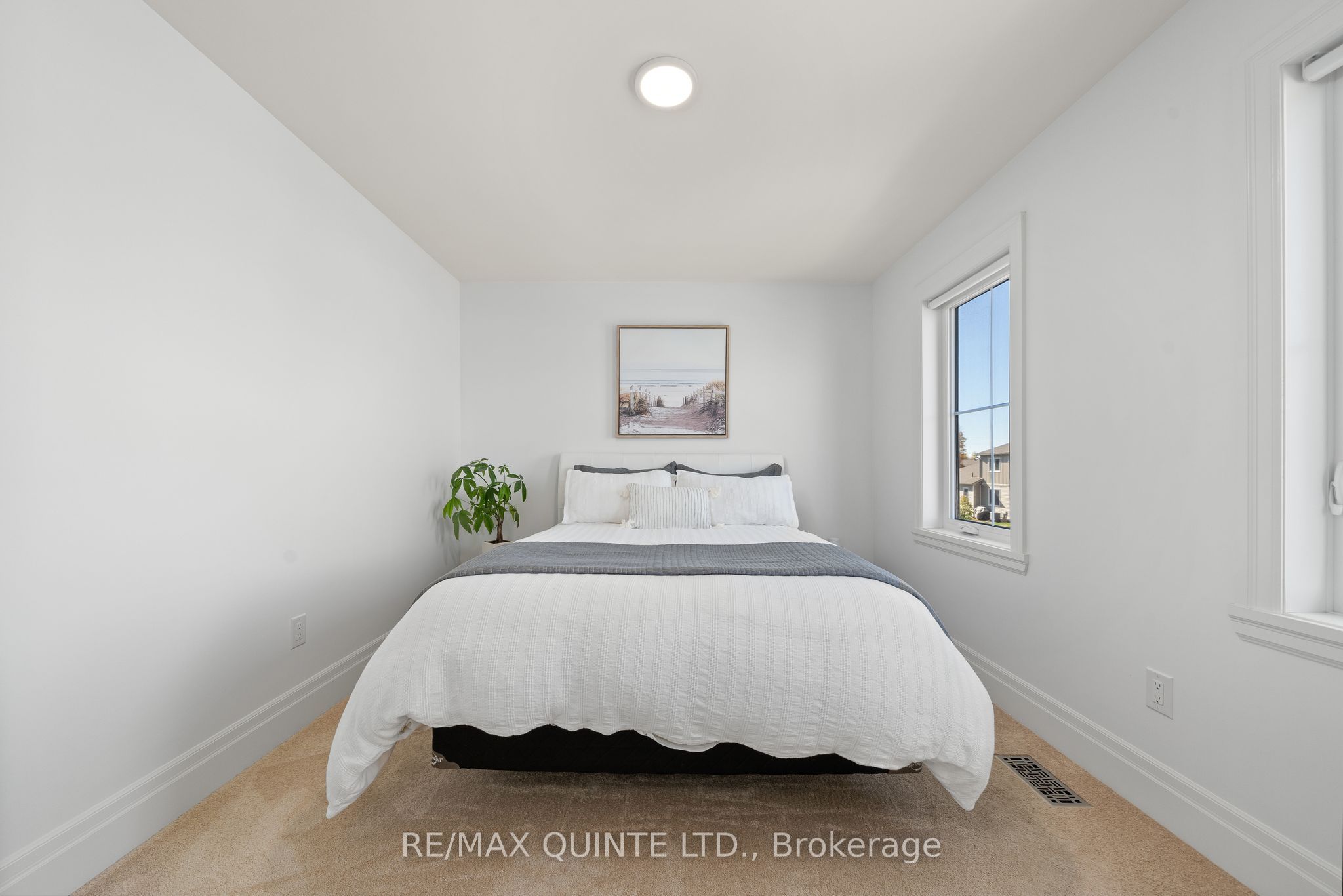 36 Campbell Crescent Property Photo 19